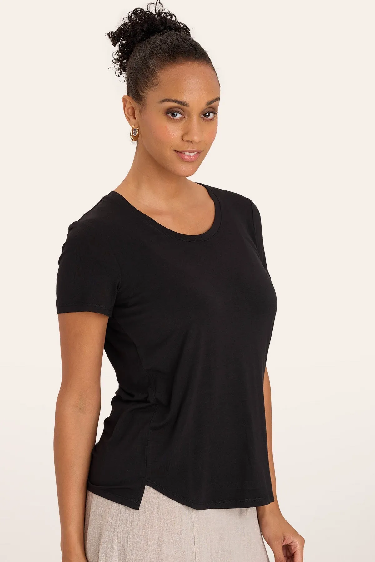 Authority Tee TemperatureRegulatingLining Office Glam