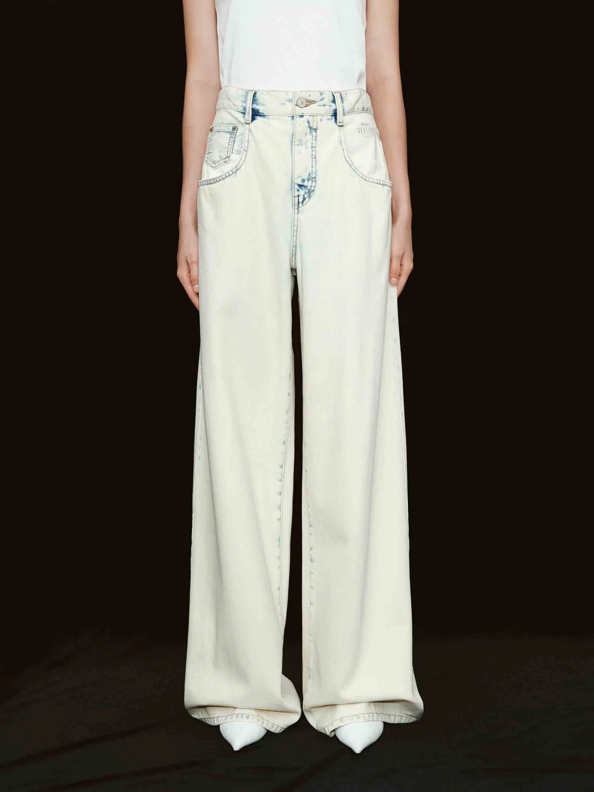 All Day Use Snow Washed Blue Wide Jeans