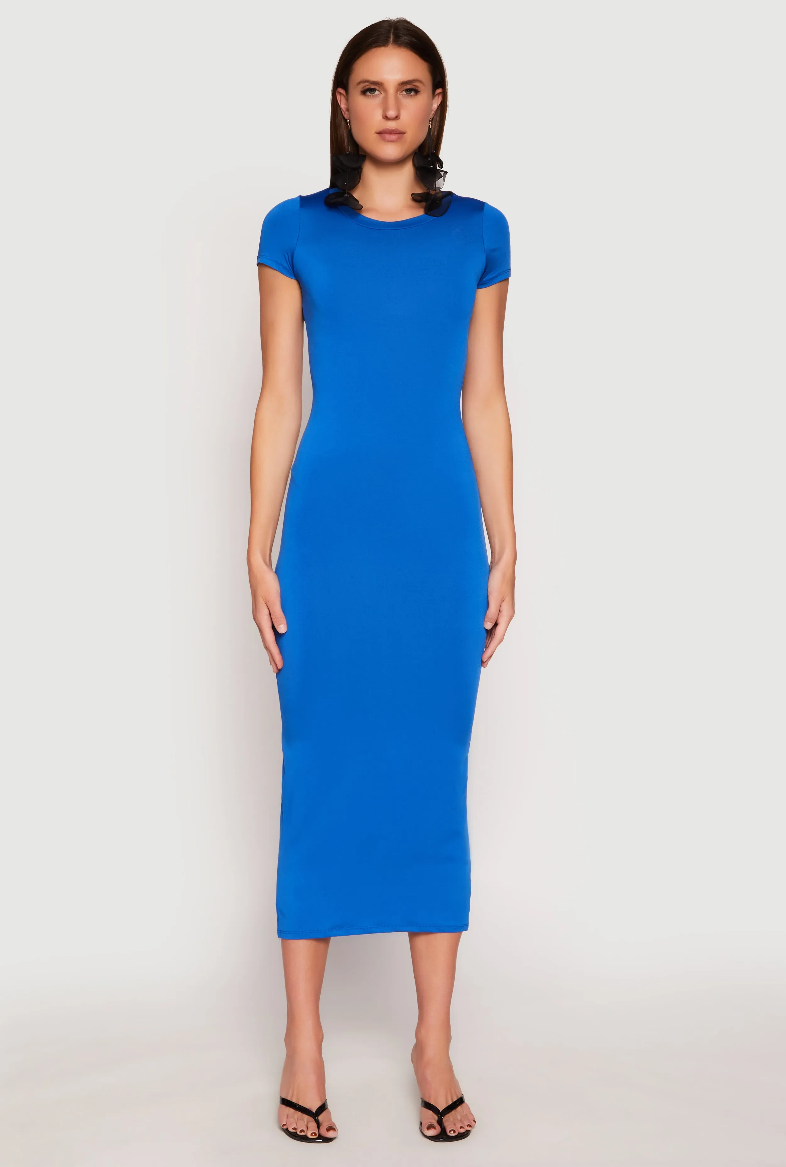 Perfect for layering or wearing on its own this dress adapts to any season With its sleek and chic design this dress is perfect for both casual and formal settings Short Sleeve Slit Back Maxi Dress