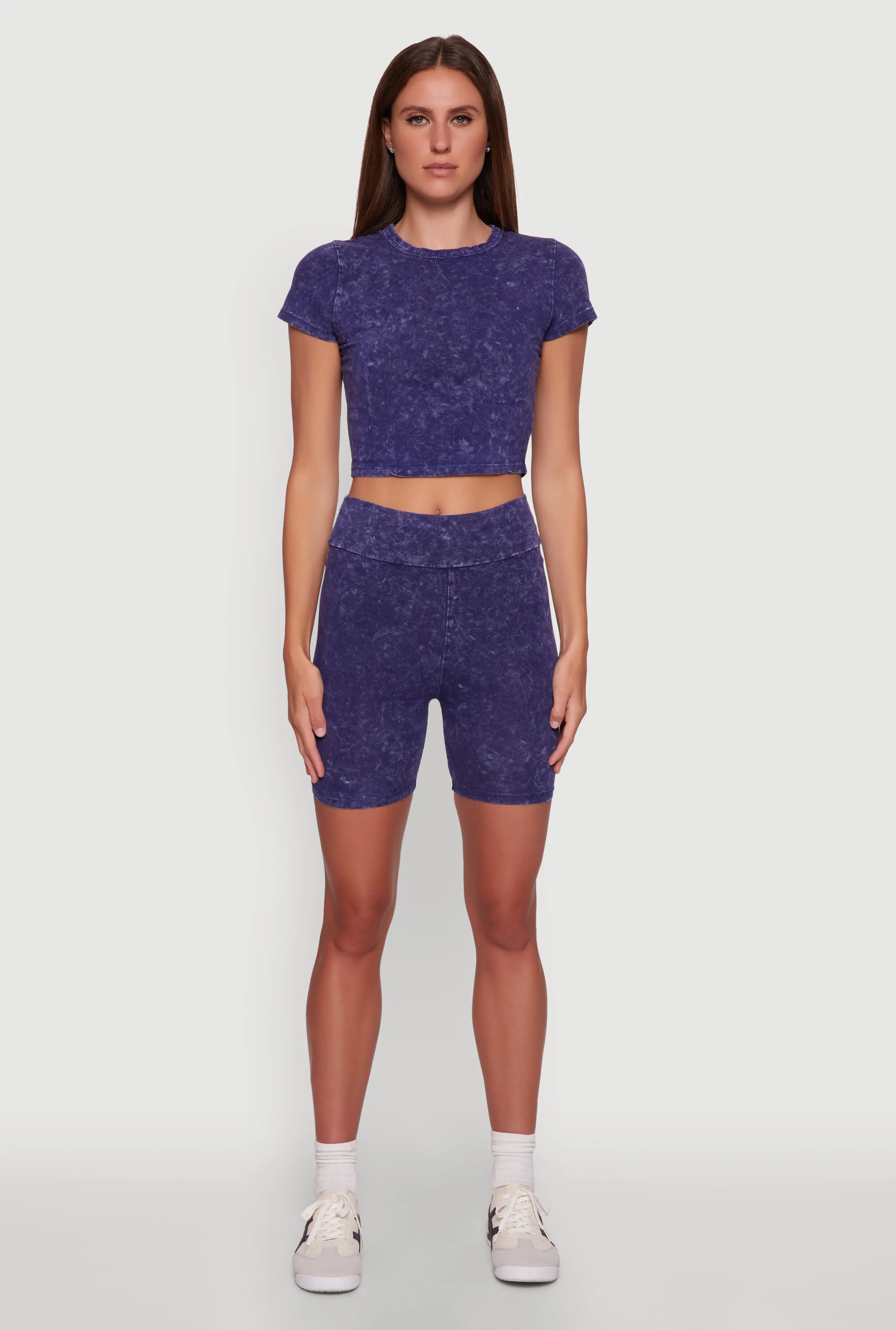 Trendy Acid Wash Crew Neck Cropped Tee Smart Fit
