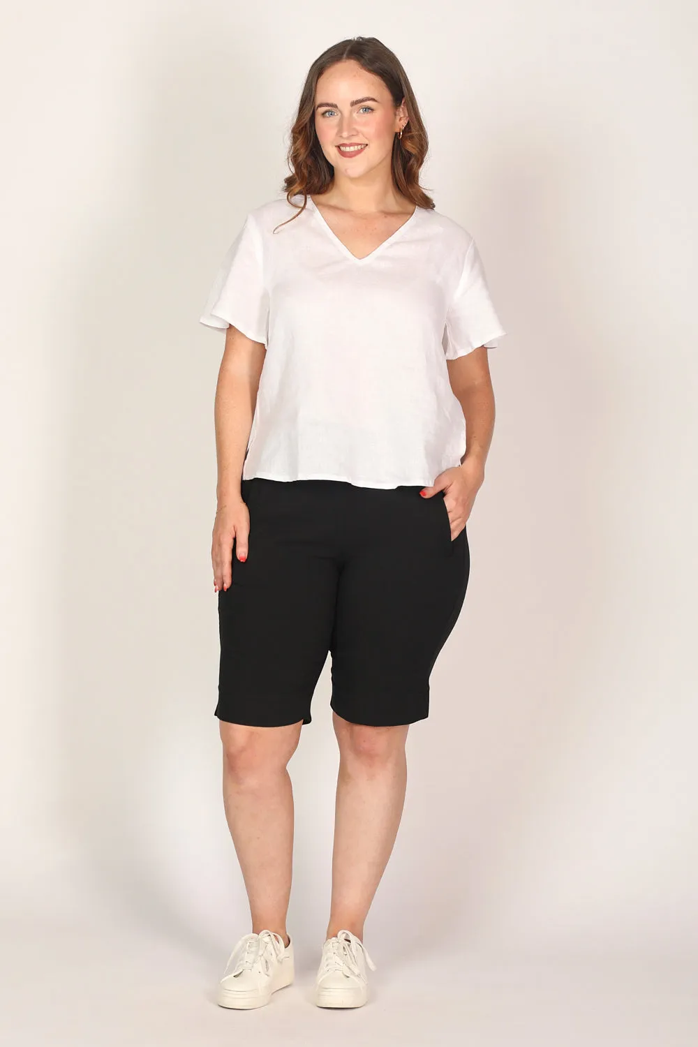 Stretch Capri Short in Black Stay Fresh