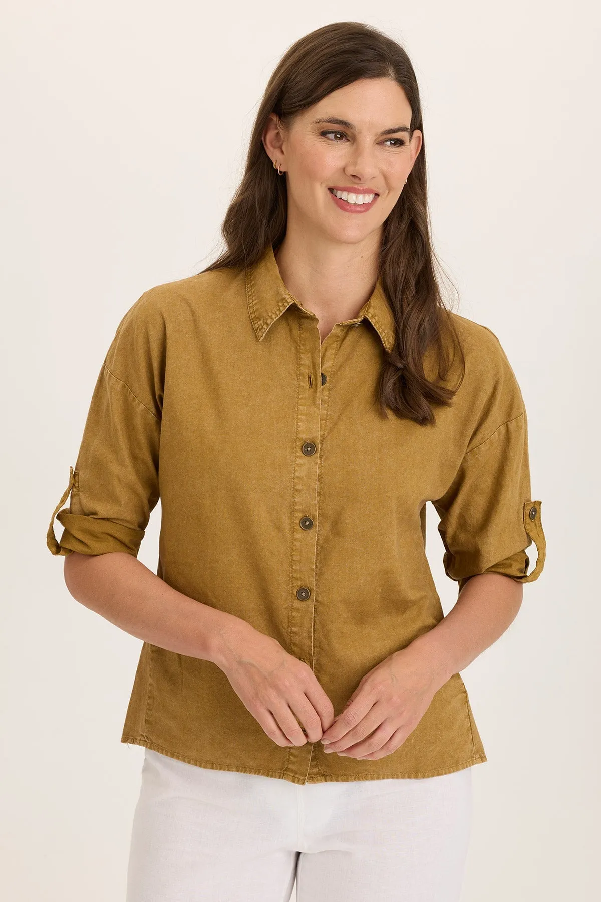 Cyber Glow Carrie Linen 3/4-Sleeve Button-Up