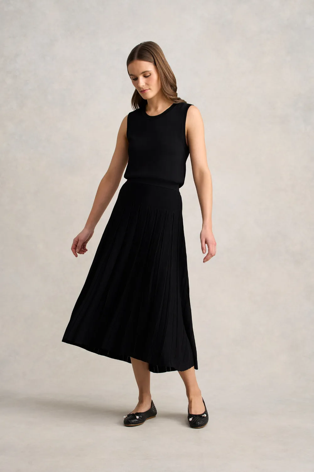 Pleated Knit Skirt ?C Black Silk Touch Teen Fashion