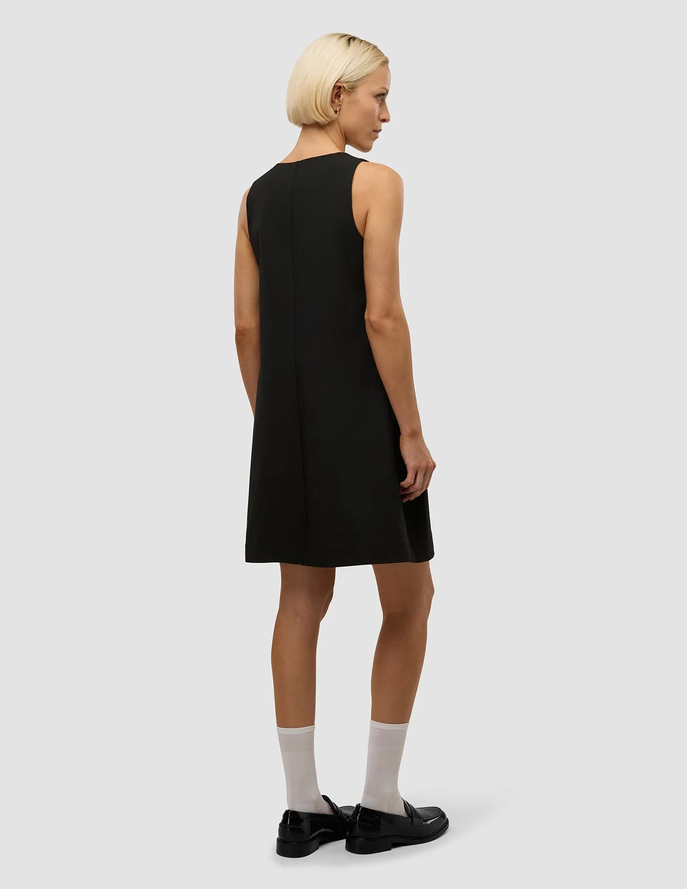 Women's Essential Spencer Dress Black Floral Fit Effortless evening attire