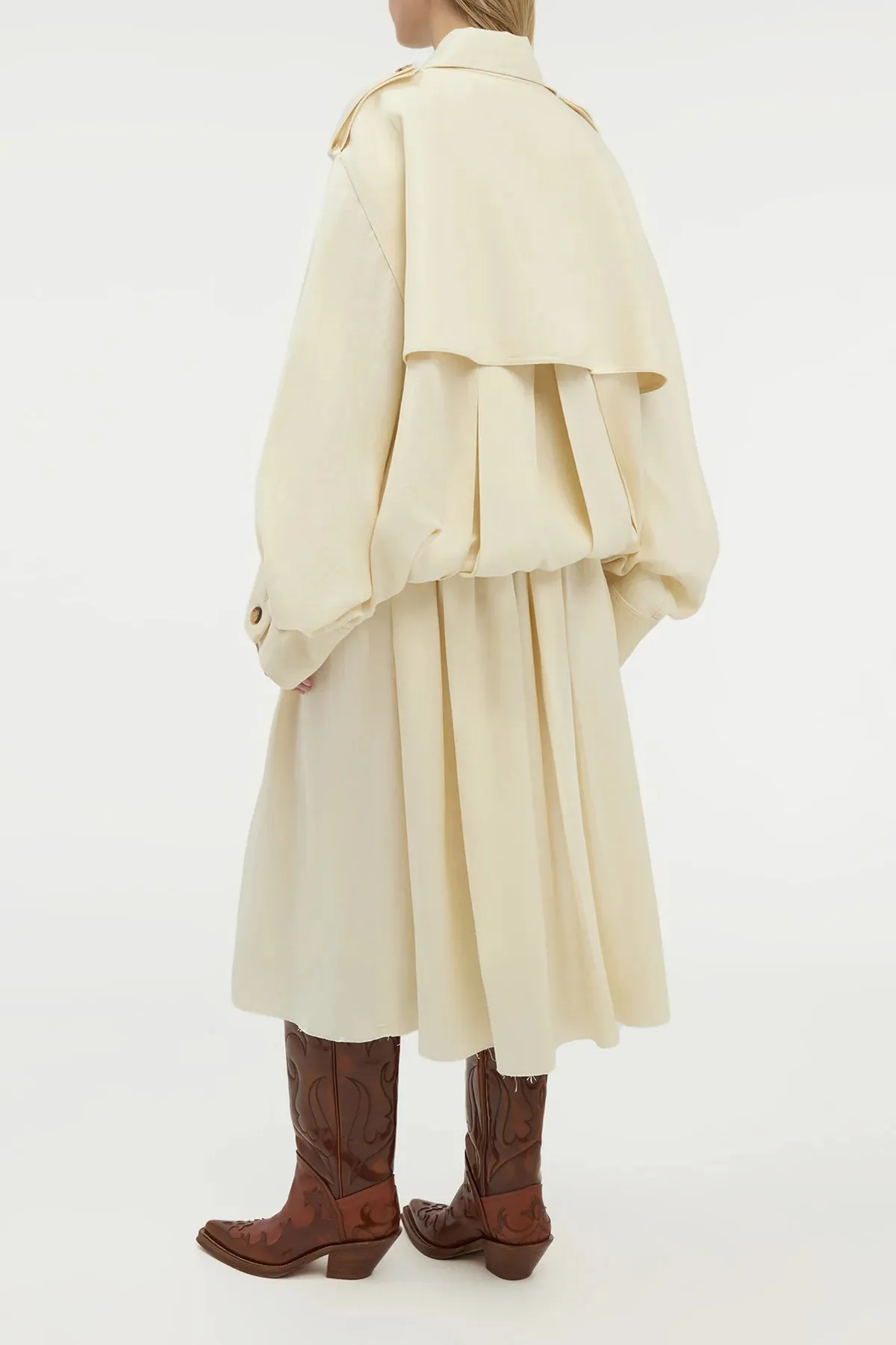 Chiara Pleated Midi Skirt in Ivory Textured Linen Ventilated Back Panel Play Mode