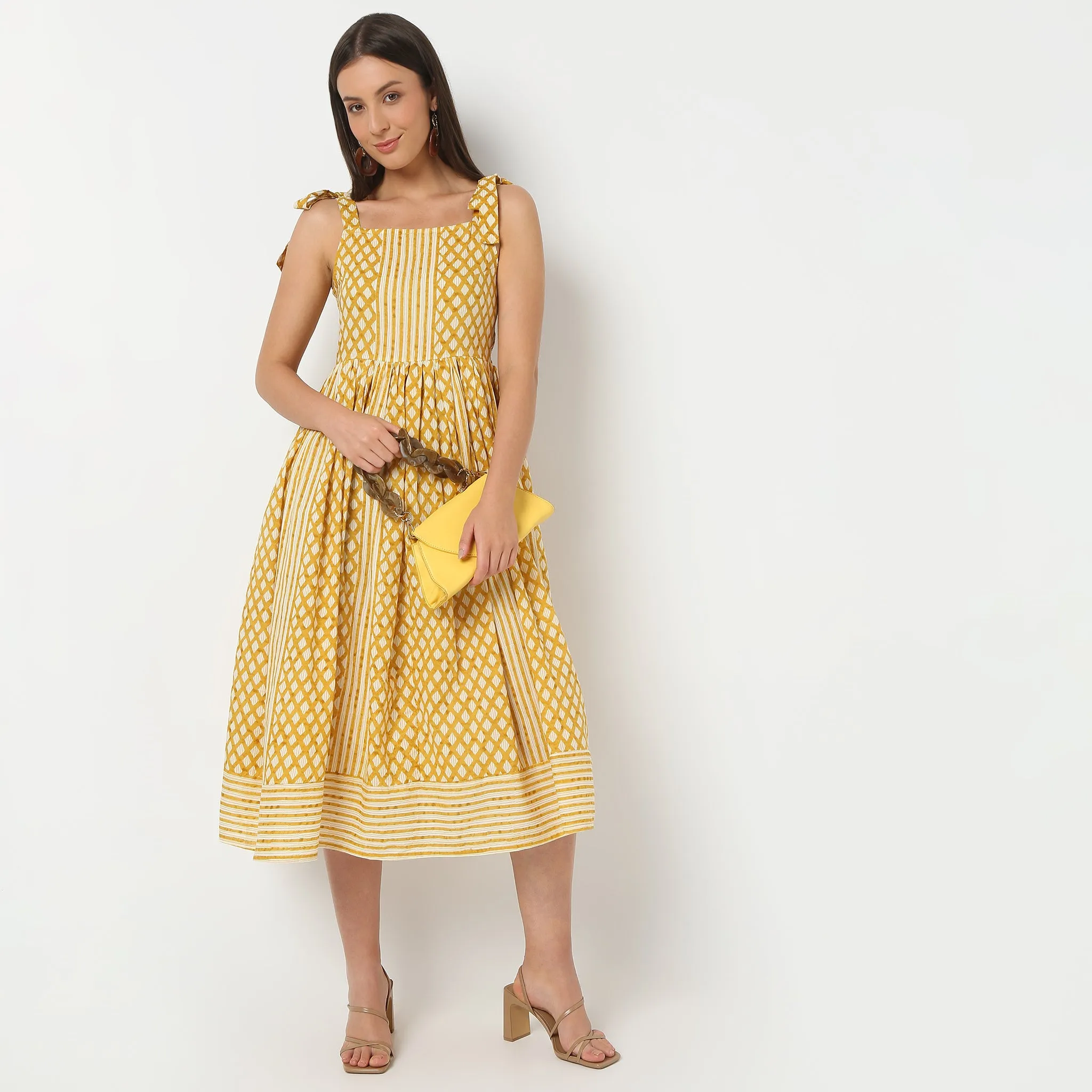 Daily Use OdorResistant Material Square Neck Calf Length Printed Flare Fit Strap Dress