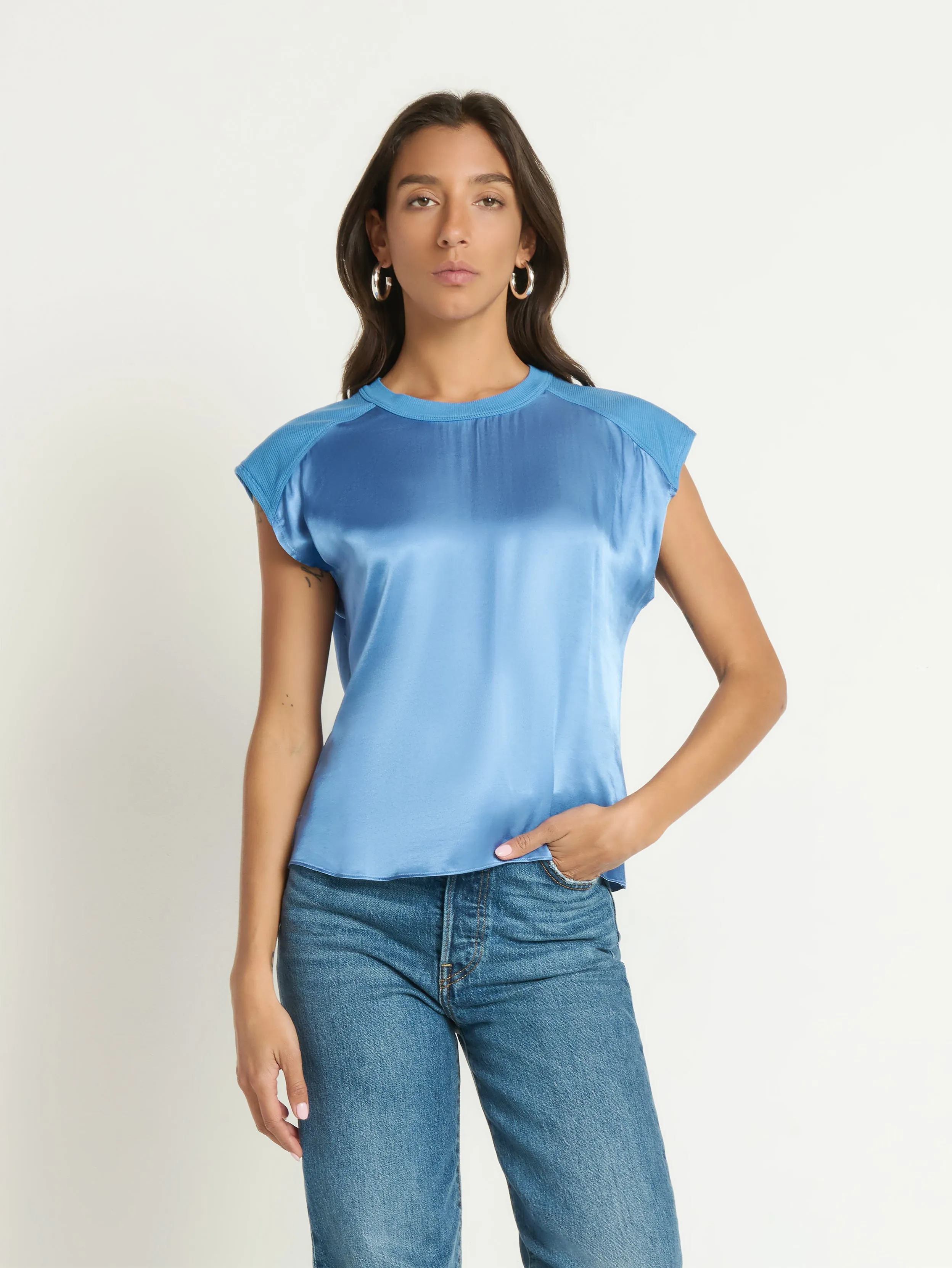 Enya Top Shape Hug