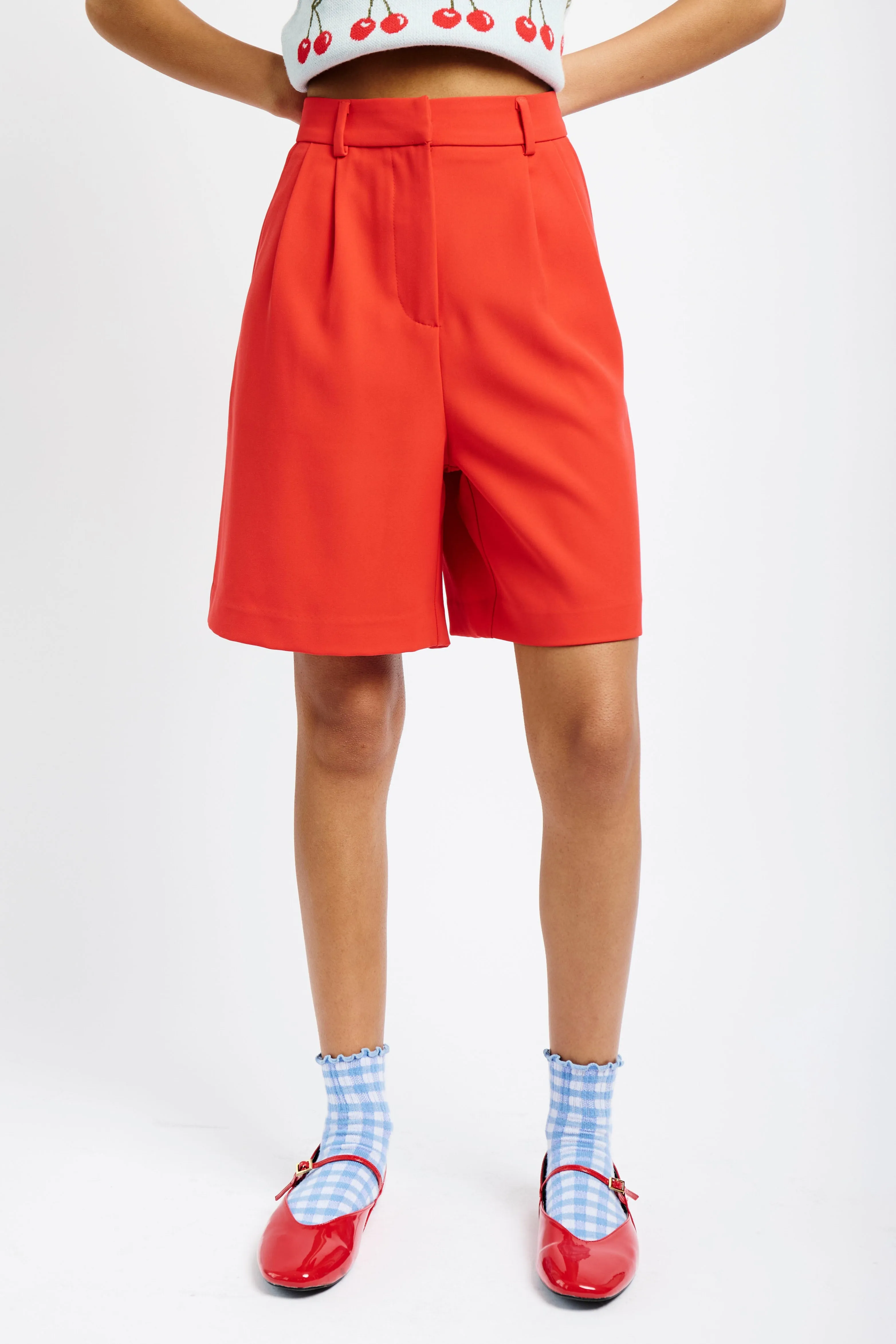Versatile Design Tailored Pleat Front Short in Red