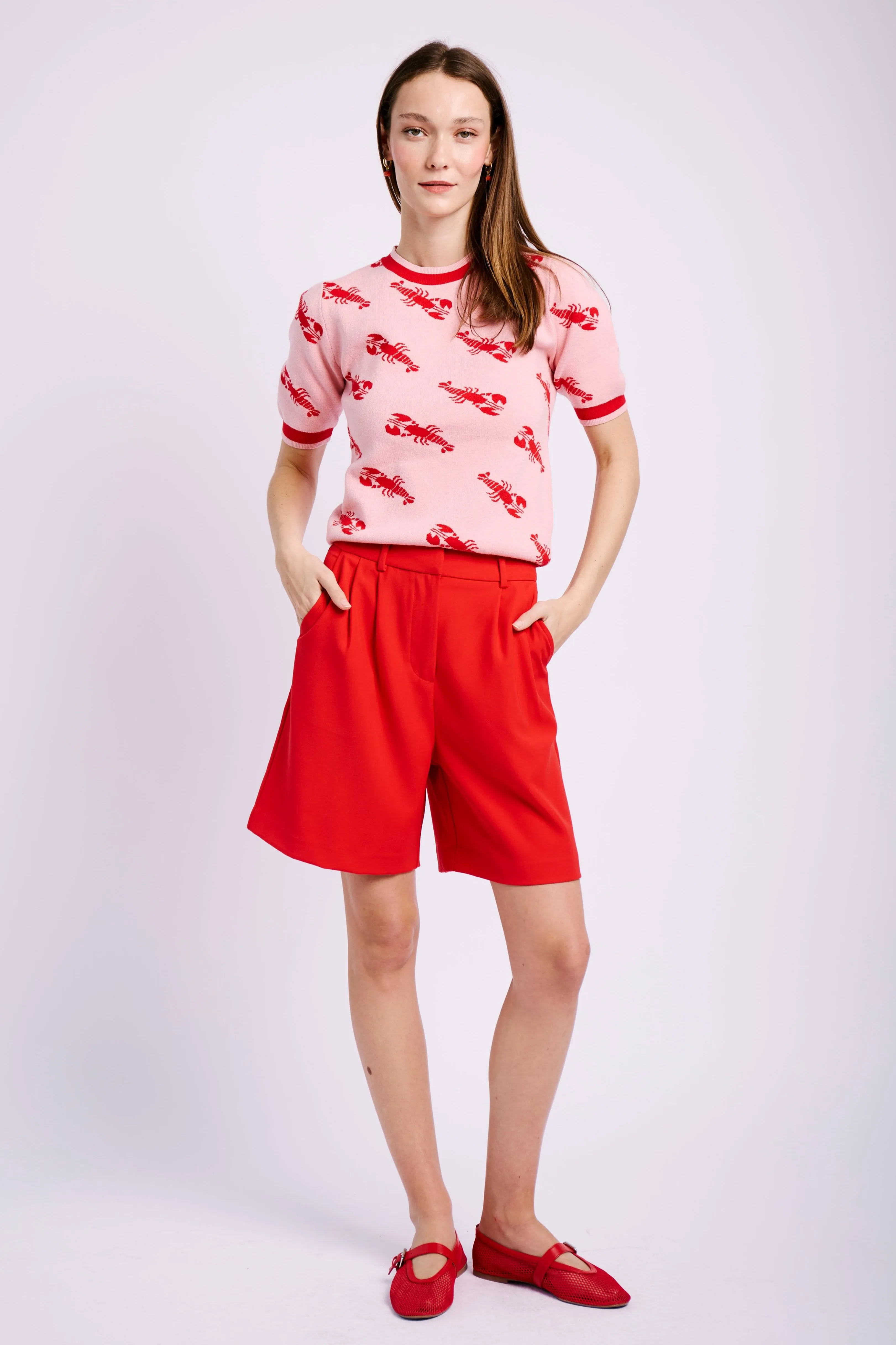 Crisp Look No Ride Up Design Tailored Pleat Front Short in Red