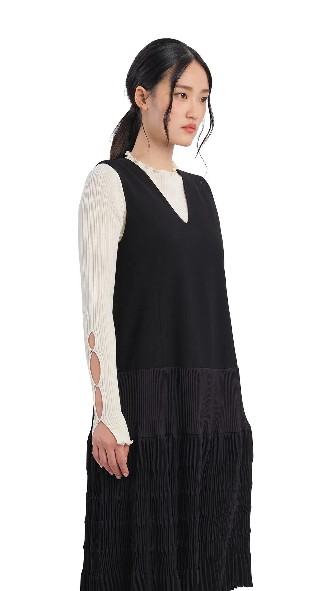 Olive Pleated Dress StaticResistantLining