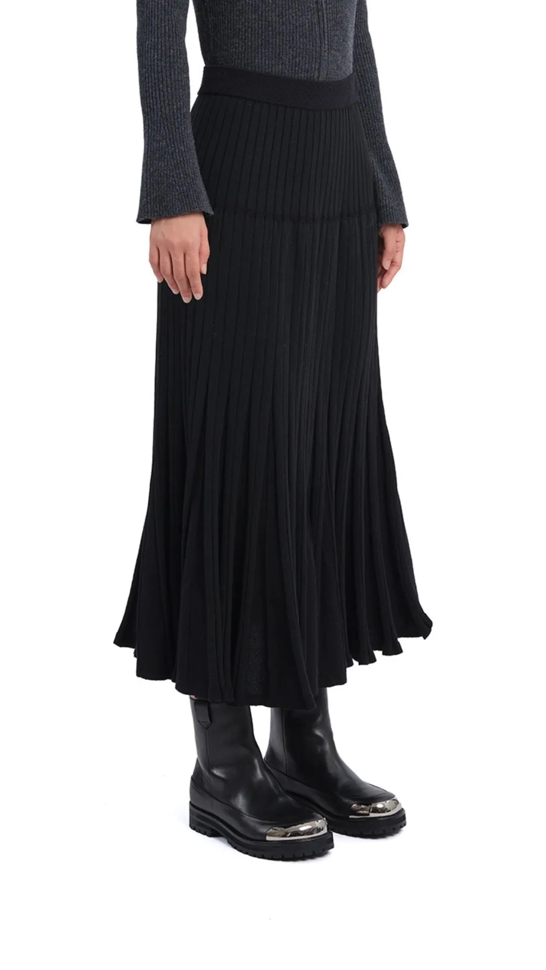 Knitted Flare Skirt Vegan Material Pocket Design