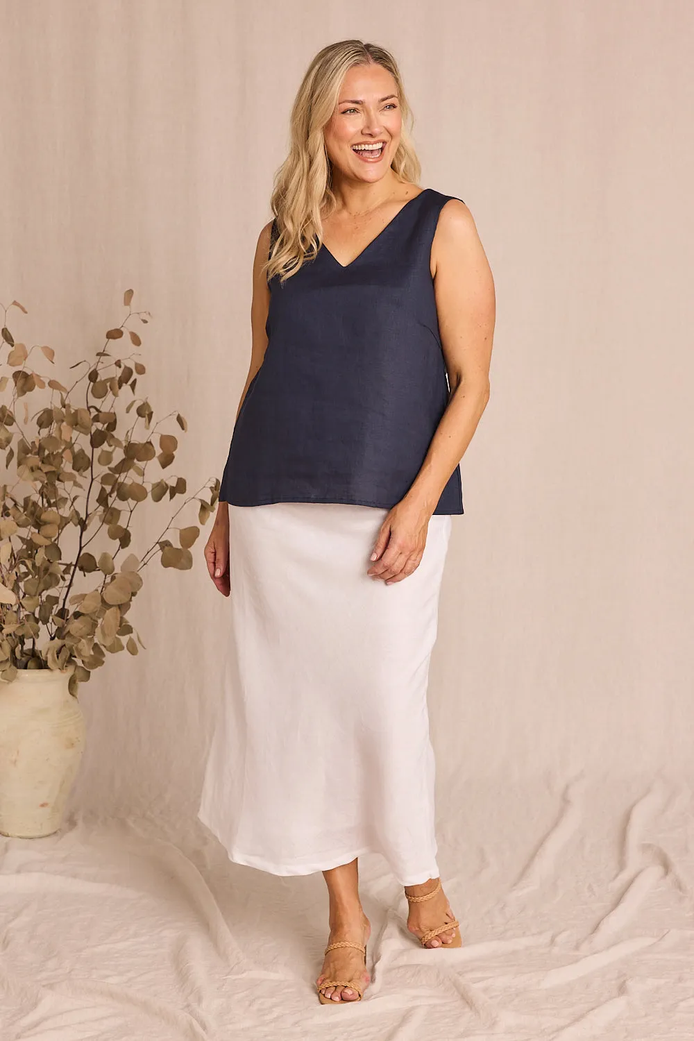 Ember Linen Cami in Navy rigid use Intuitive
