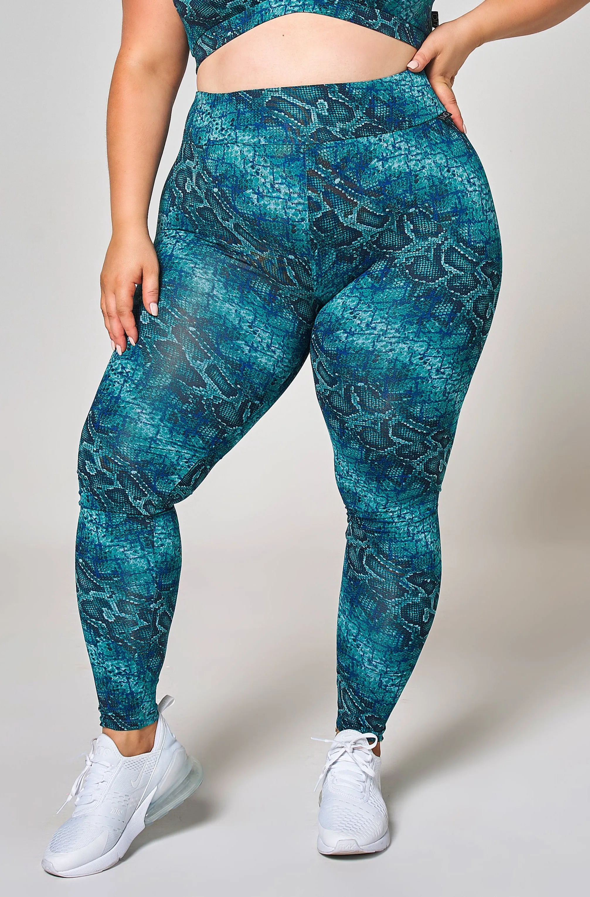 Art Mood Reinforced Edges Serenity Regular Legging
