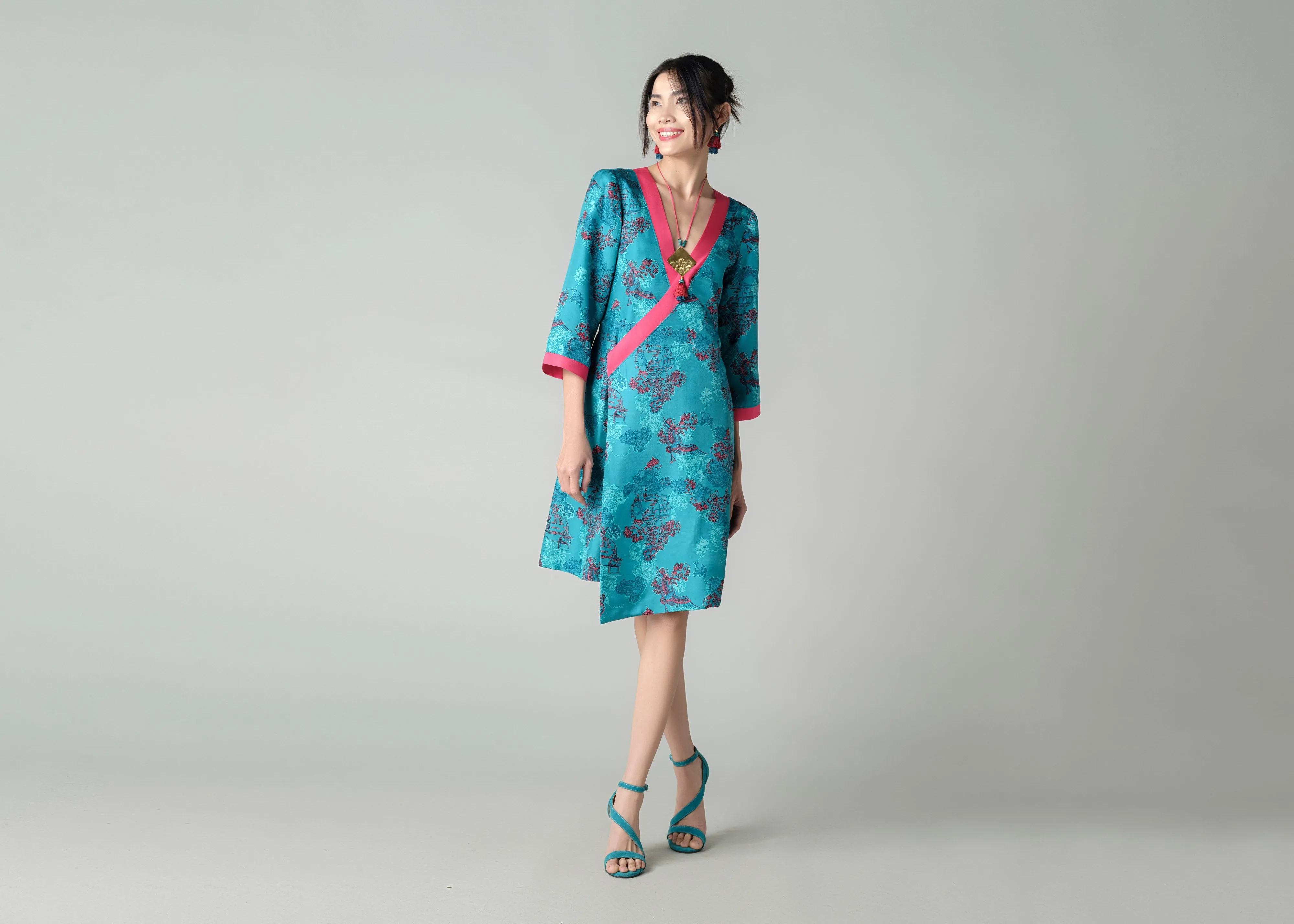 PELICAN - SHOU BRILLIANCE Flexible Hemline