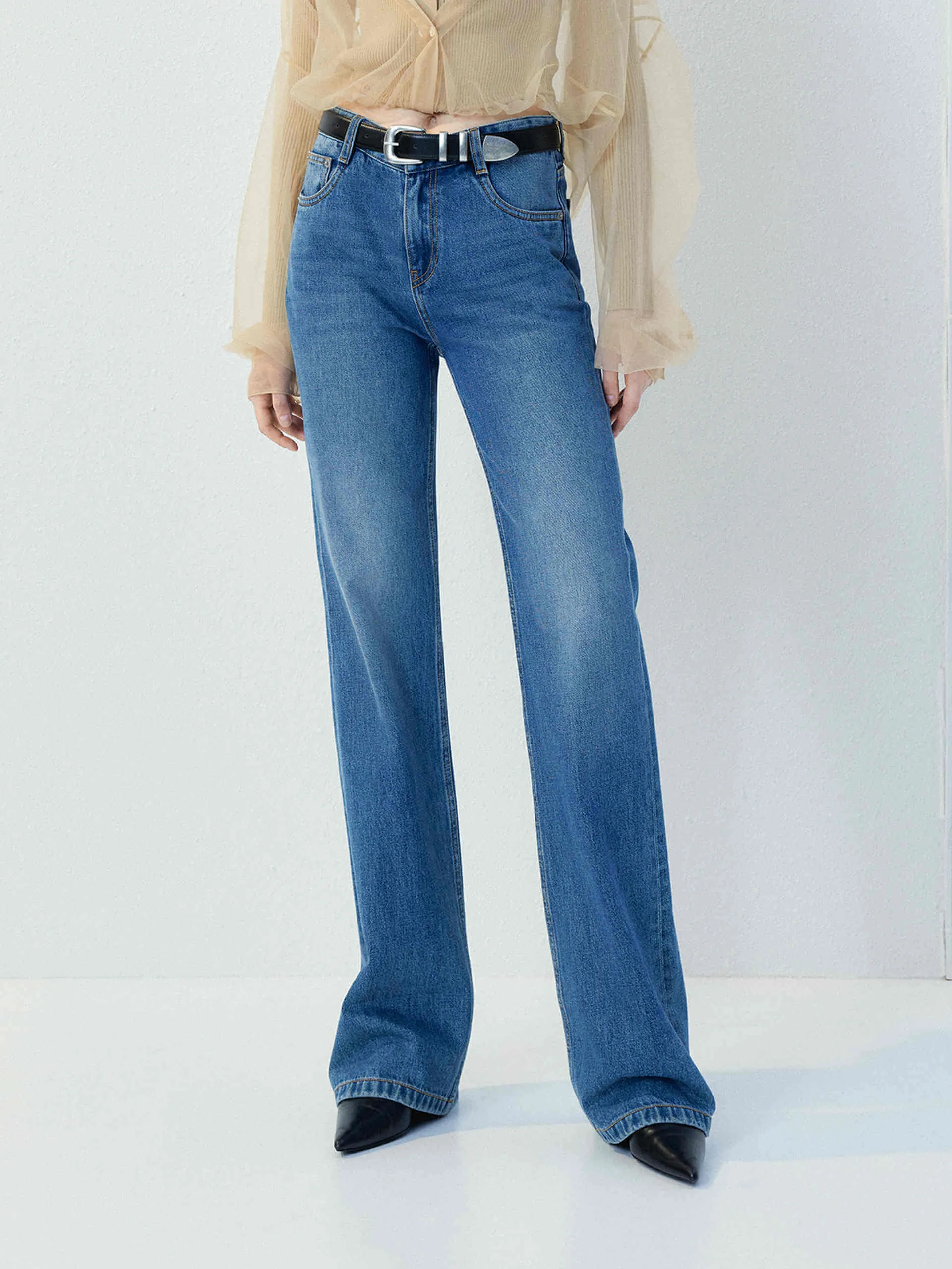 Neutral palette Soft Texture Mid Waist Full Length Jeans