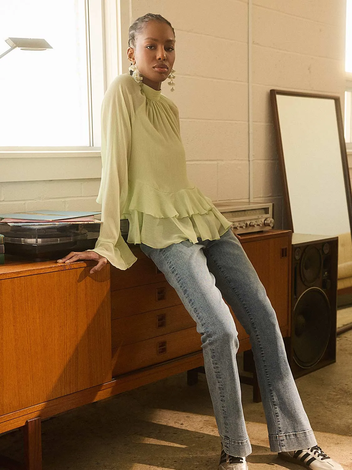 Modern Look Flare Leg Jeans