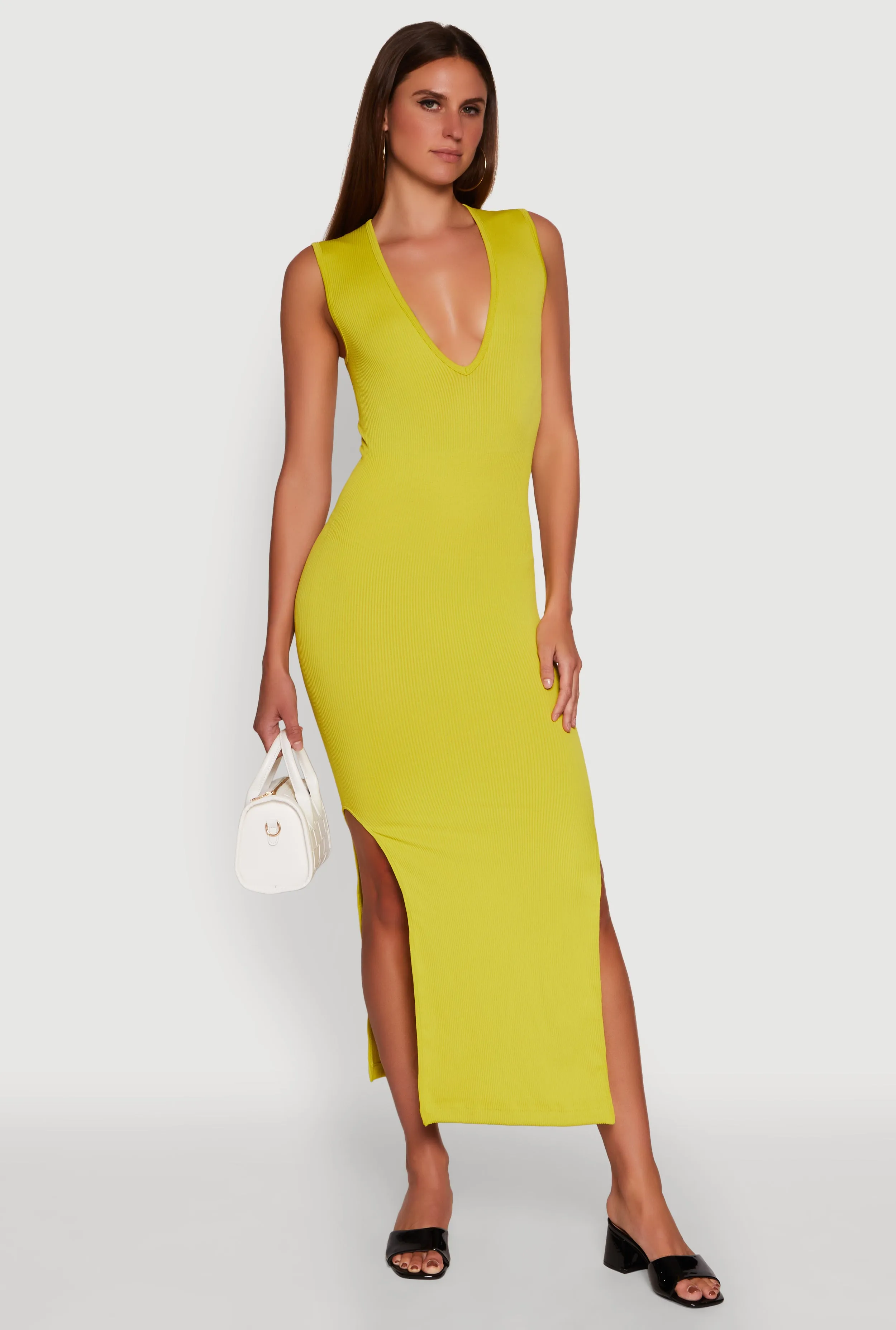 The elegant cut of this dress highlights your figure while offering plenty of room to move Trendy Rib Knit Plunge Neck Side Slit Maxi Dress