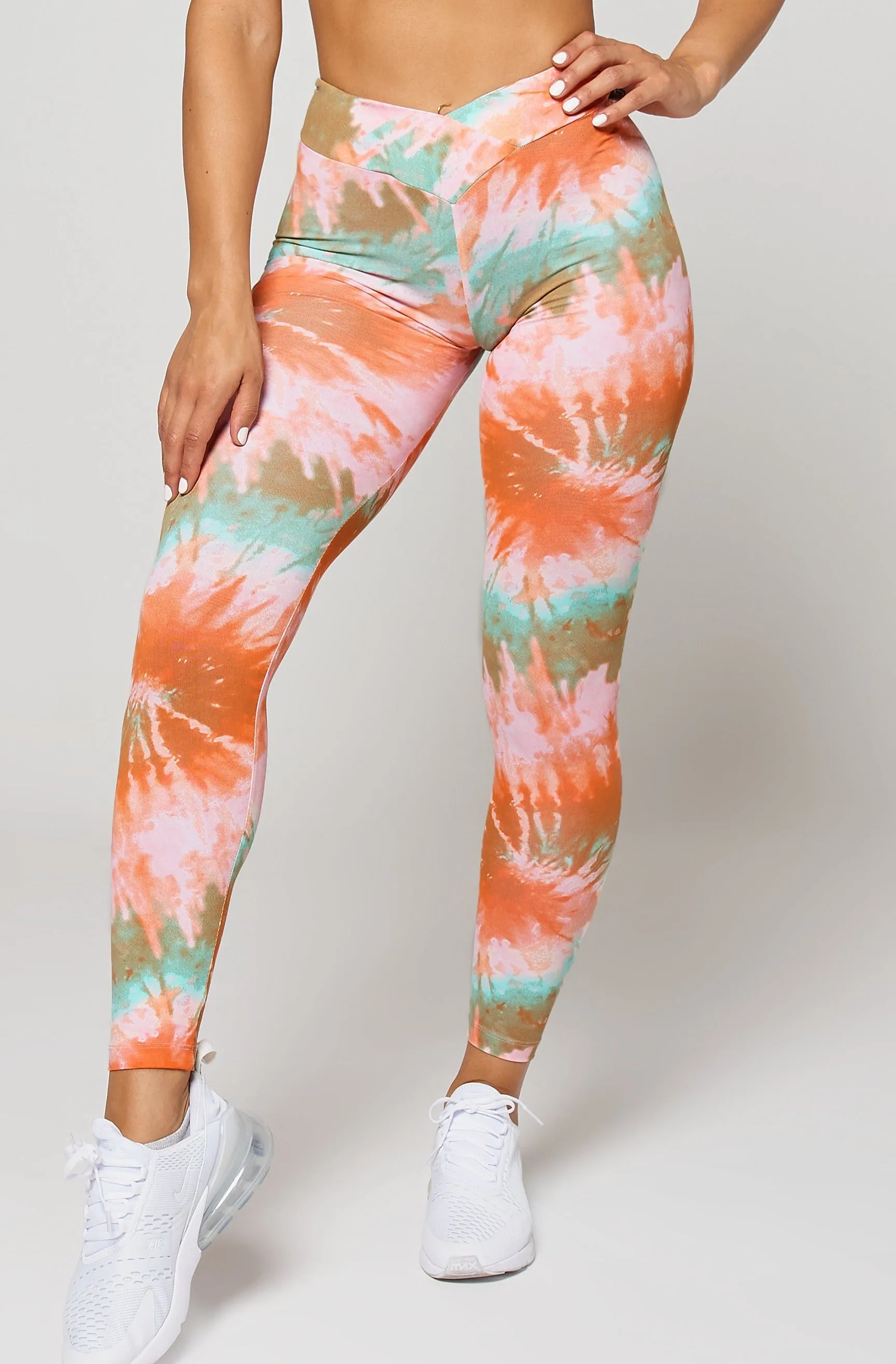 Bloom V-Cut Scrunch Legging Love Energy Moon Cool