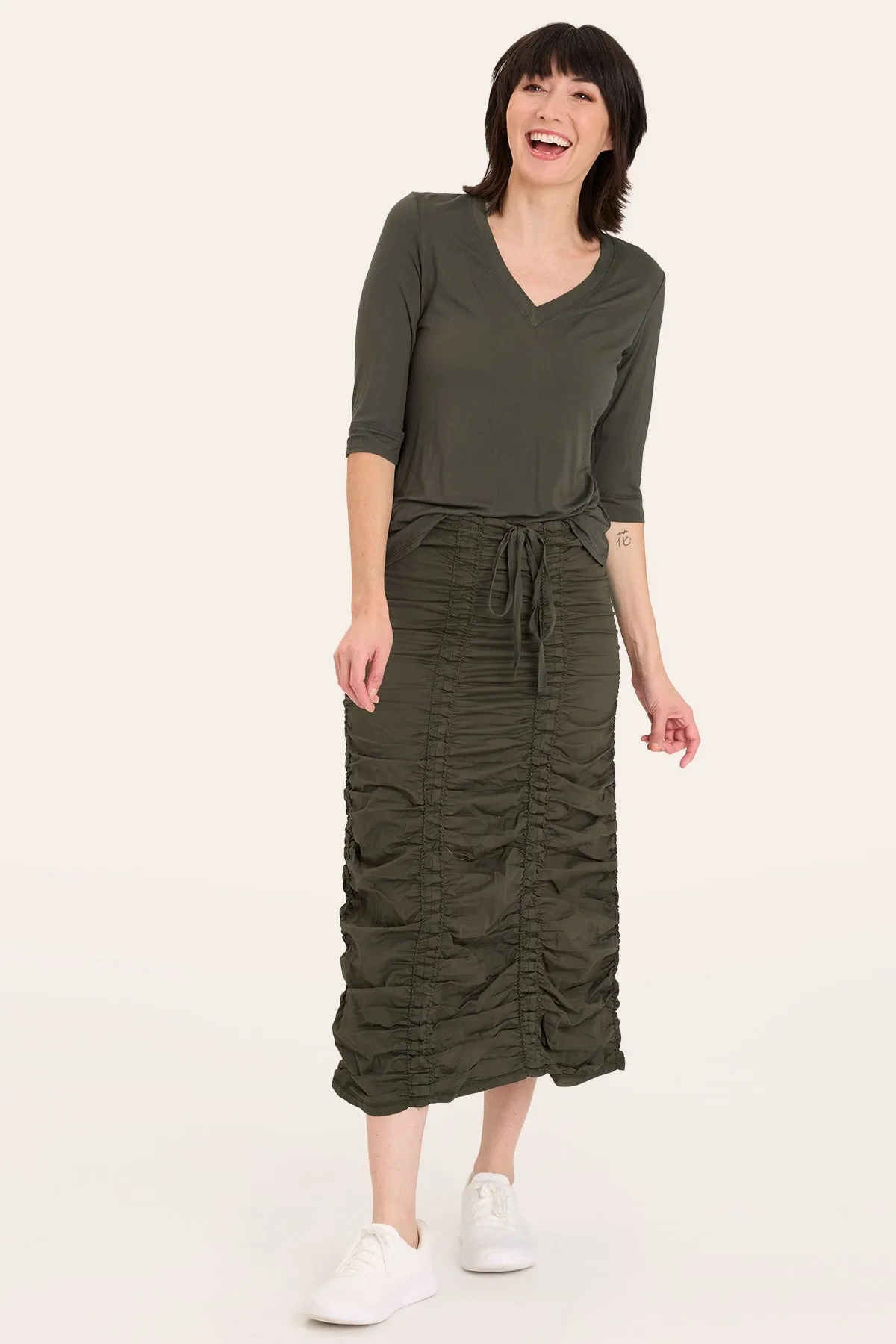 Durable Stitching Planet Glow Principle Top
