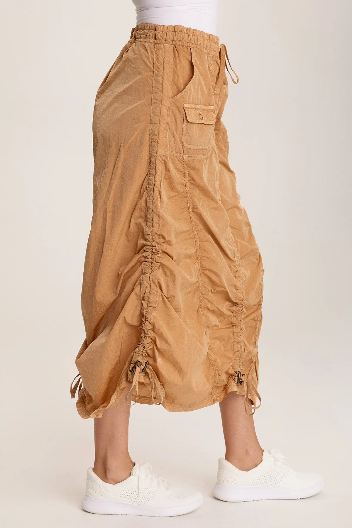 Zeno Ruched Sporty Cargo Midi Skirt HighCollared Design AntiStatic Lining