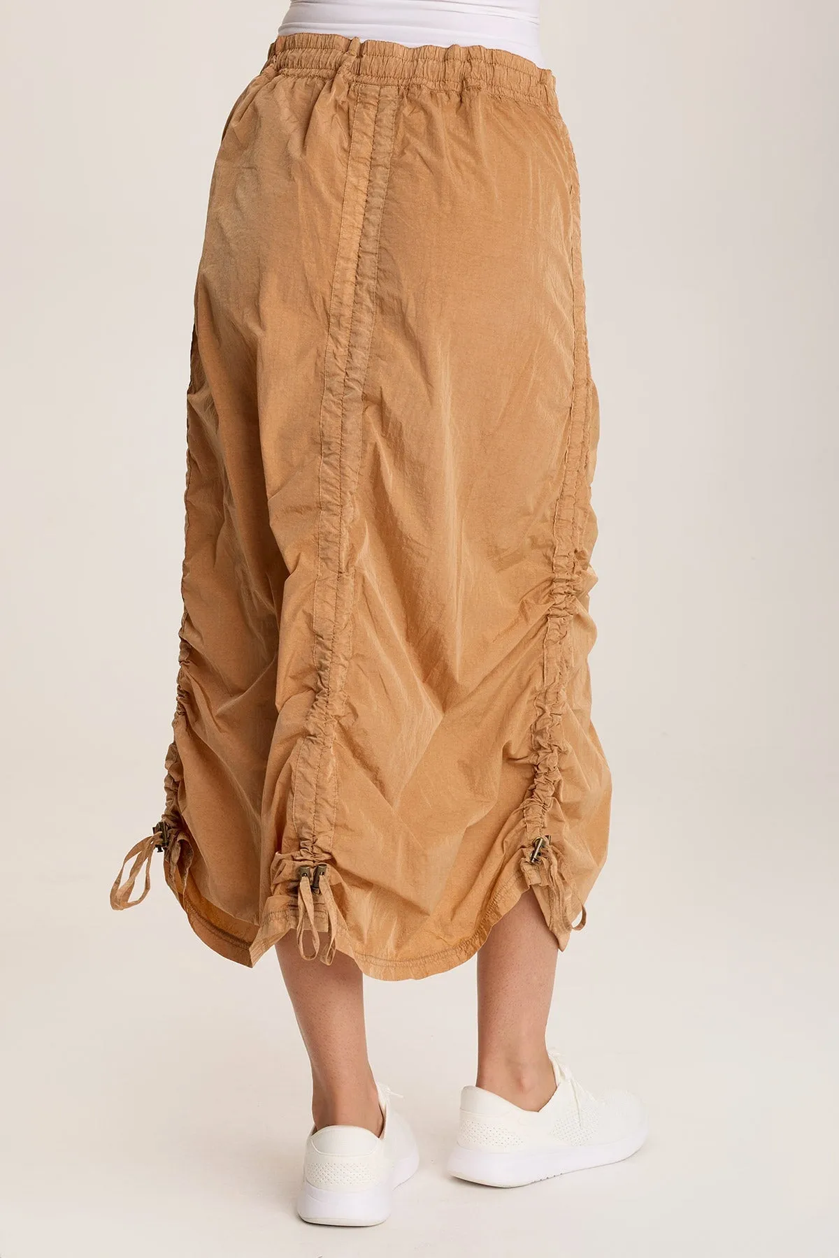 Zeno Ruched Sporty Cargo Midi Skirt ThermalRegulating Layer