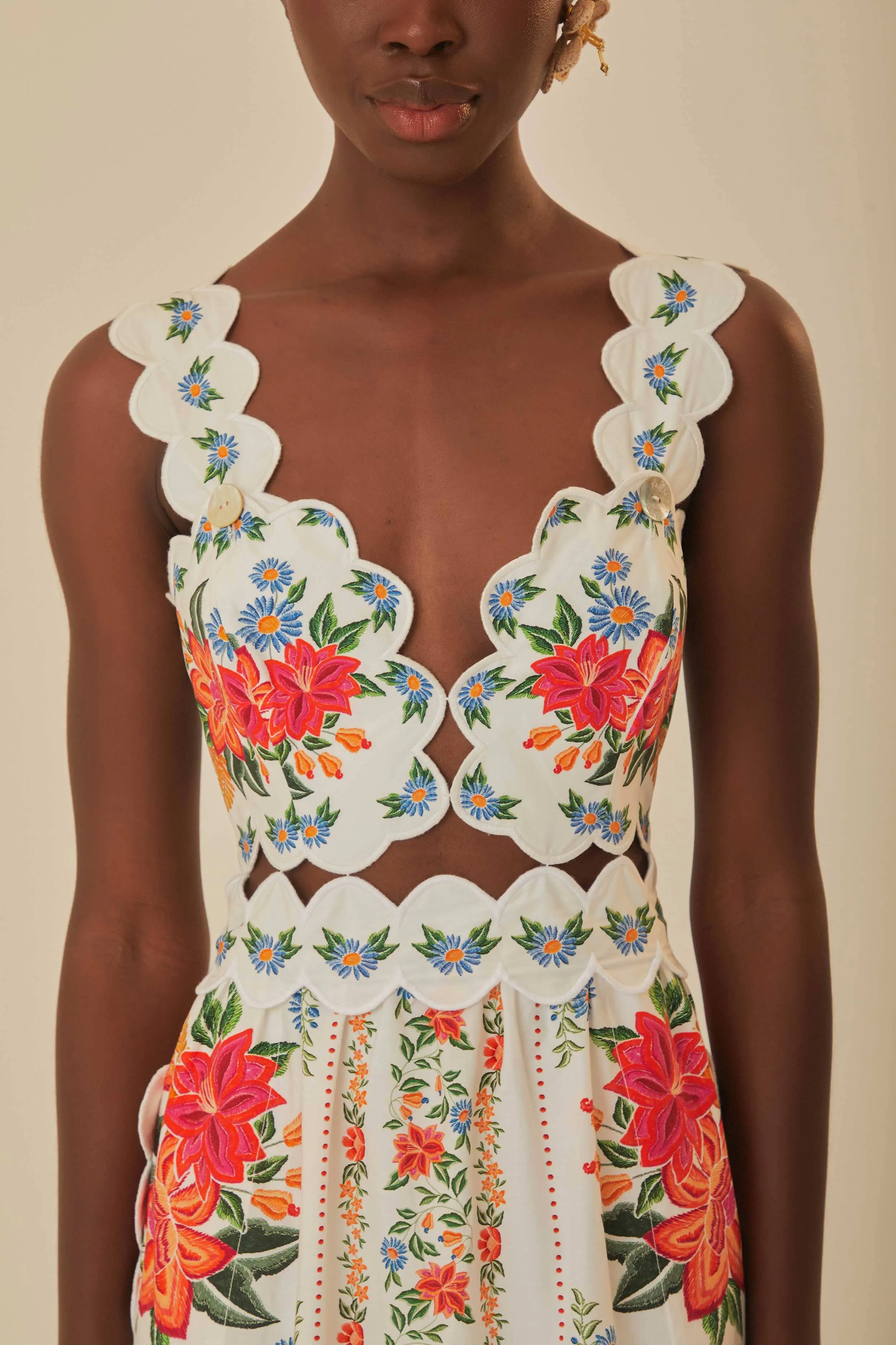 Glass Glow Off-White Bloom Garden Maxi Dress