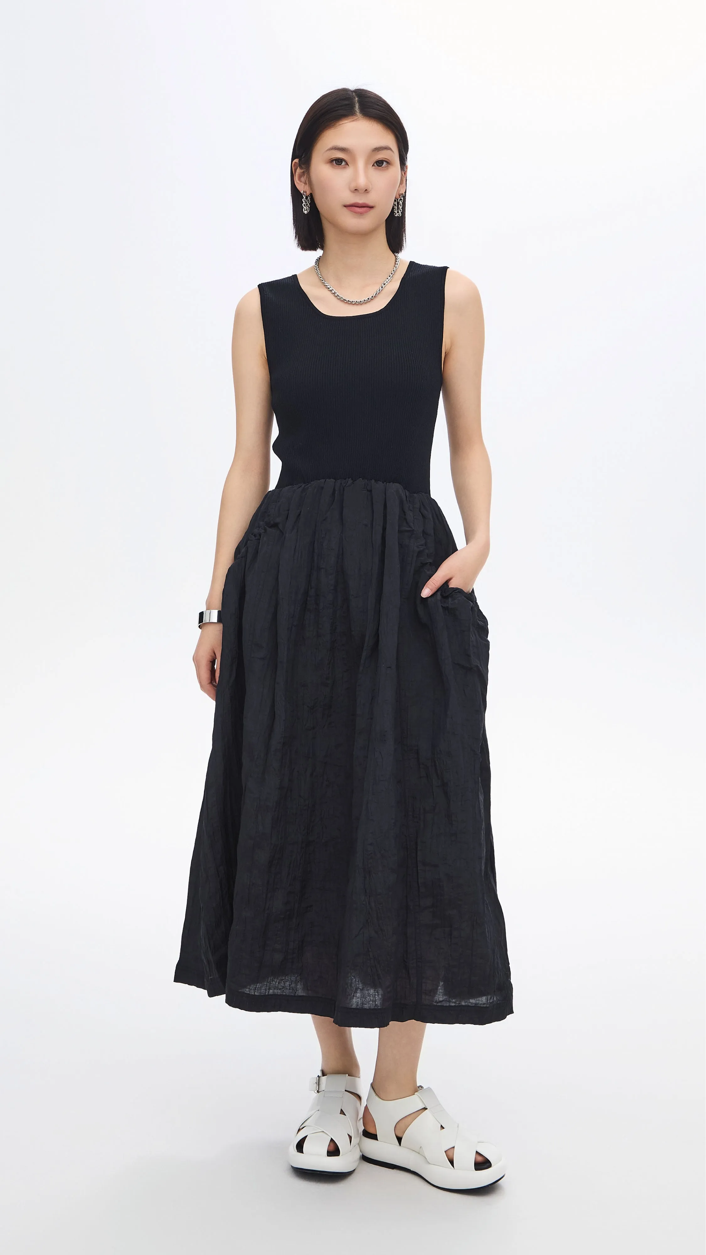 SkinFriendlyElastic Nylon Patch Knit Dress