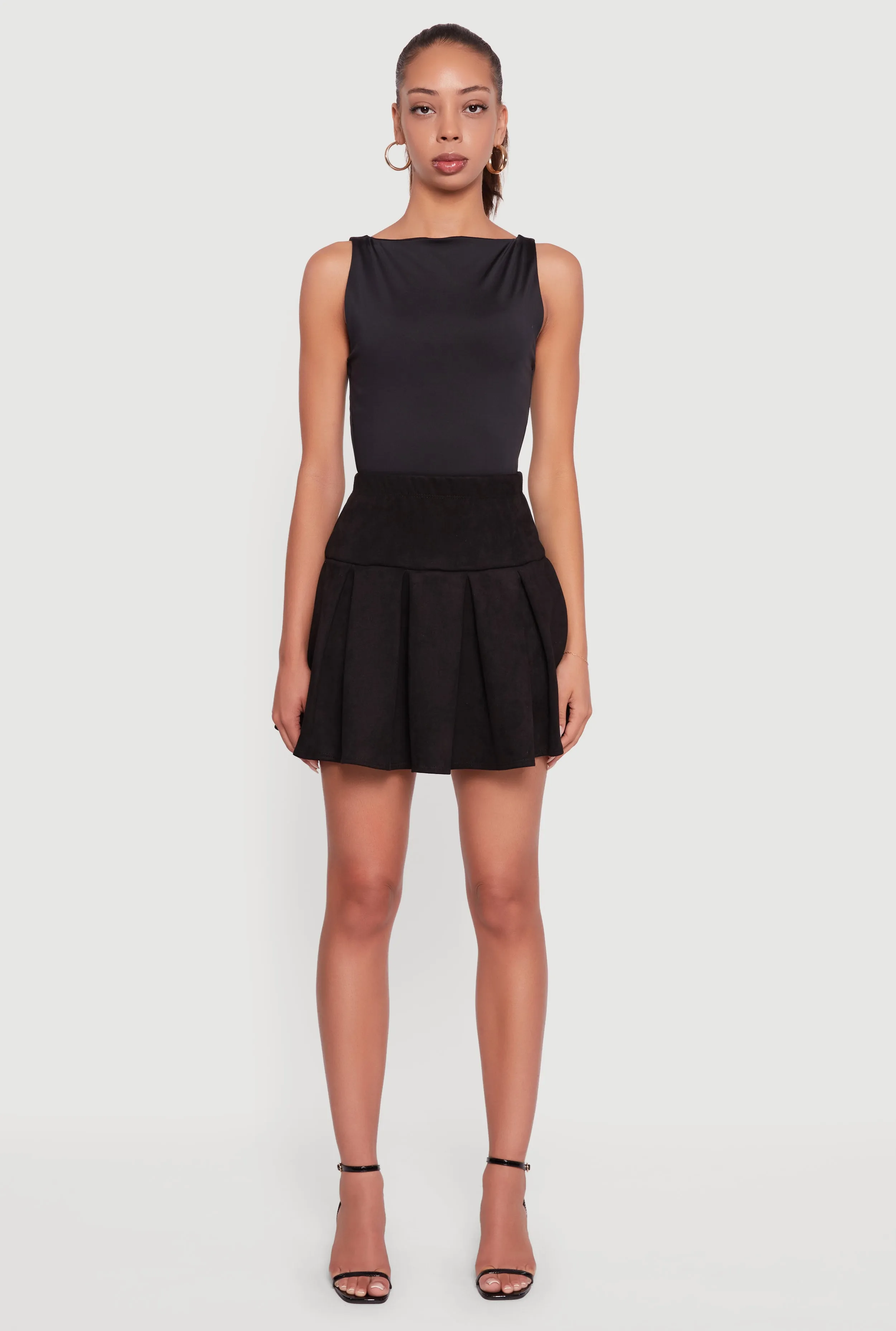 Street Ready Aesthetic Look Faux Suede Drop Waist Pleated Mini Skirt
