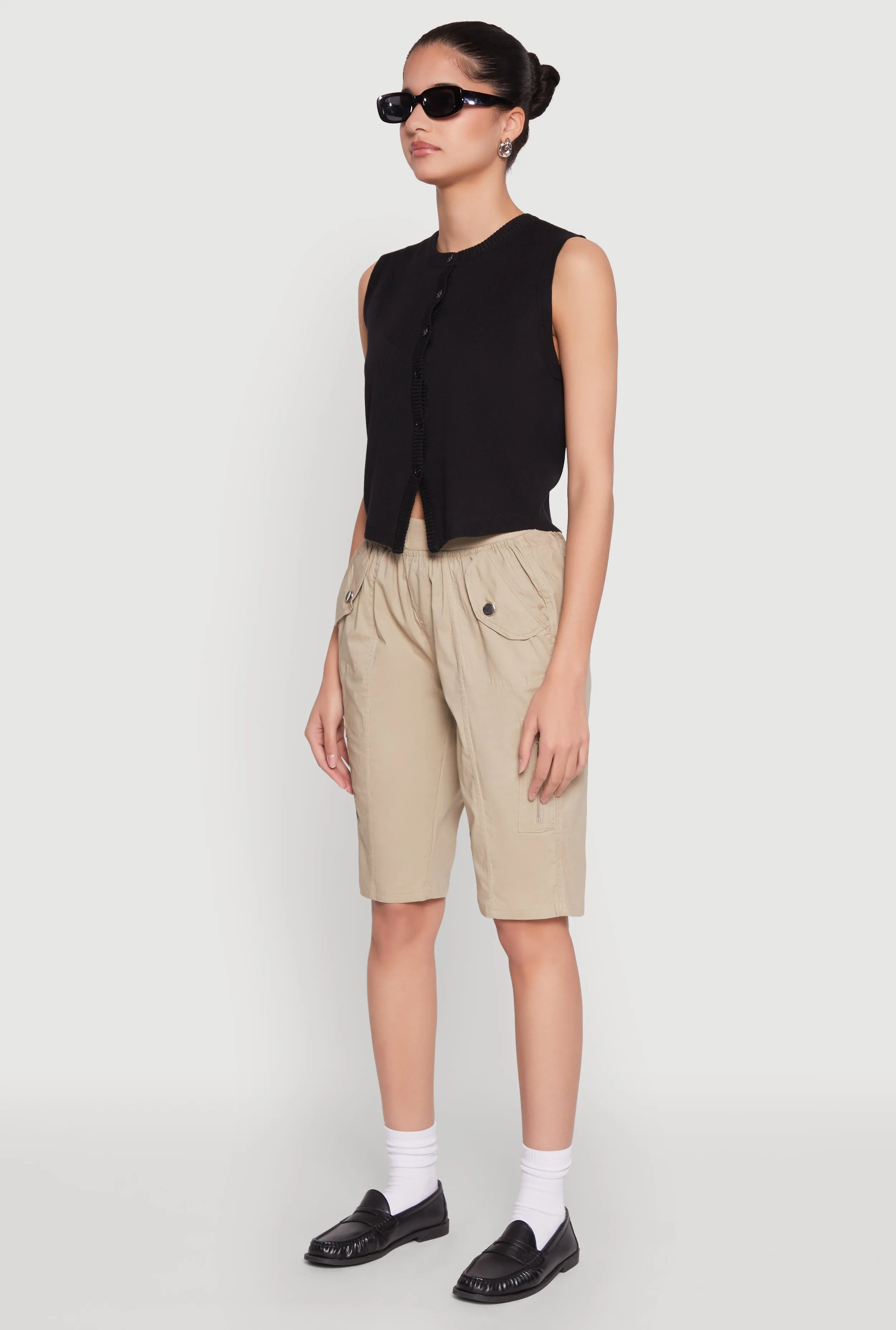 Gusseted Crotch Design Side Zip Cargo Pocket Bermuda Shorts