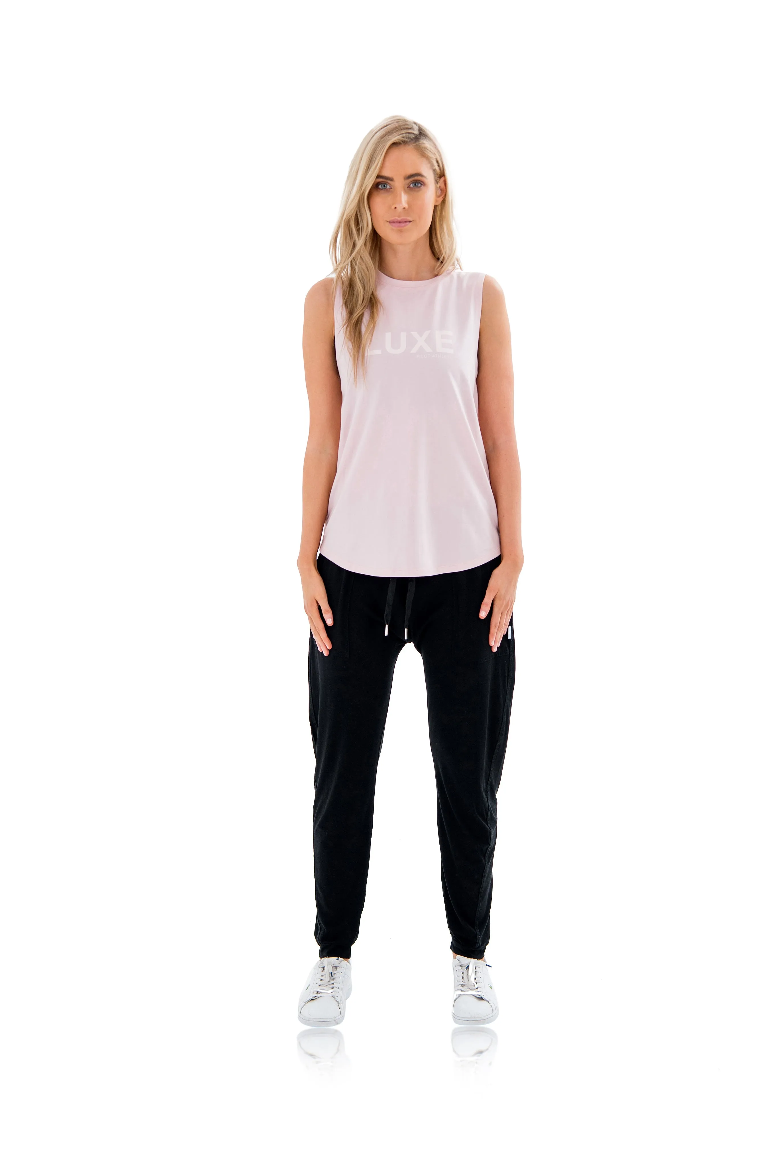 Perforated Ventilation Move Comfort HARKNESS LUXE MUSCLE TEE - PINK
