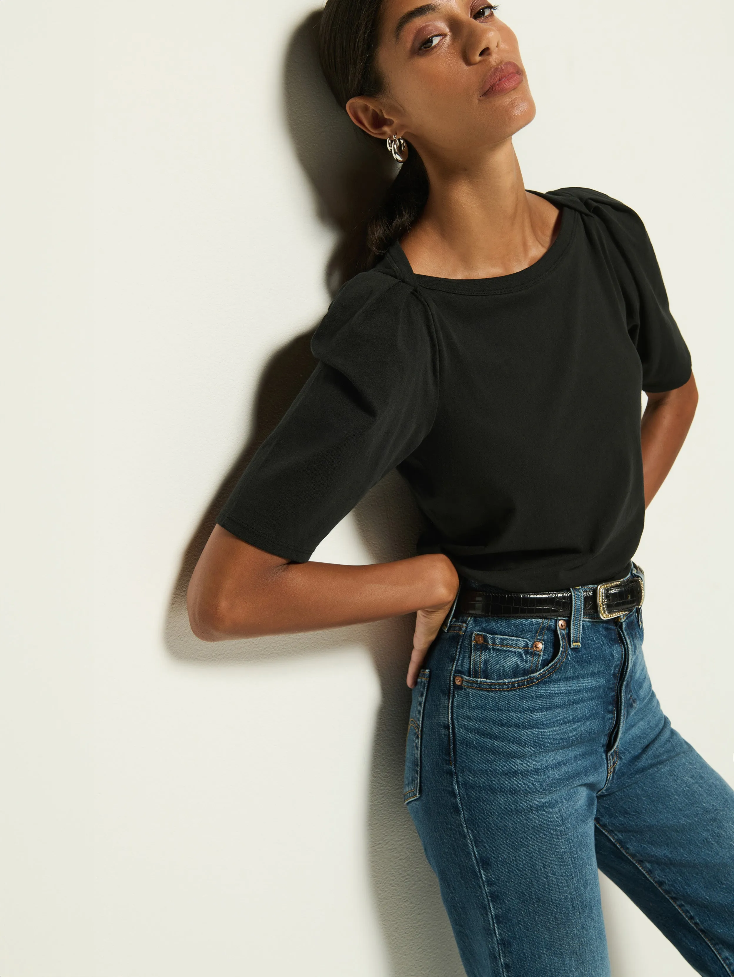 Virtual Mode Young Edge Deana Tee
