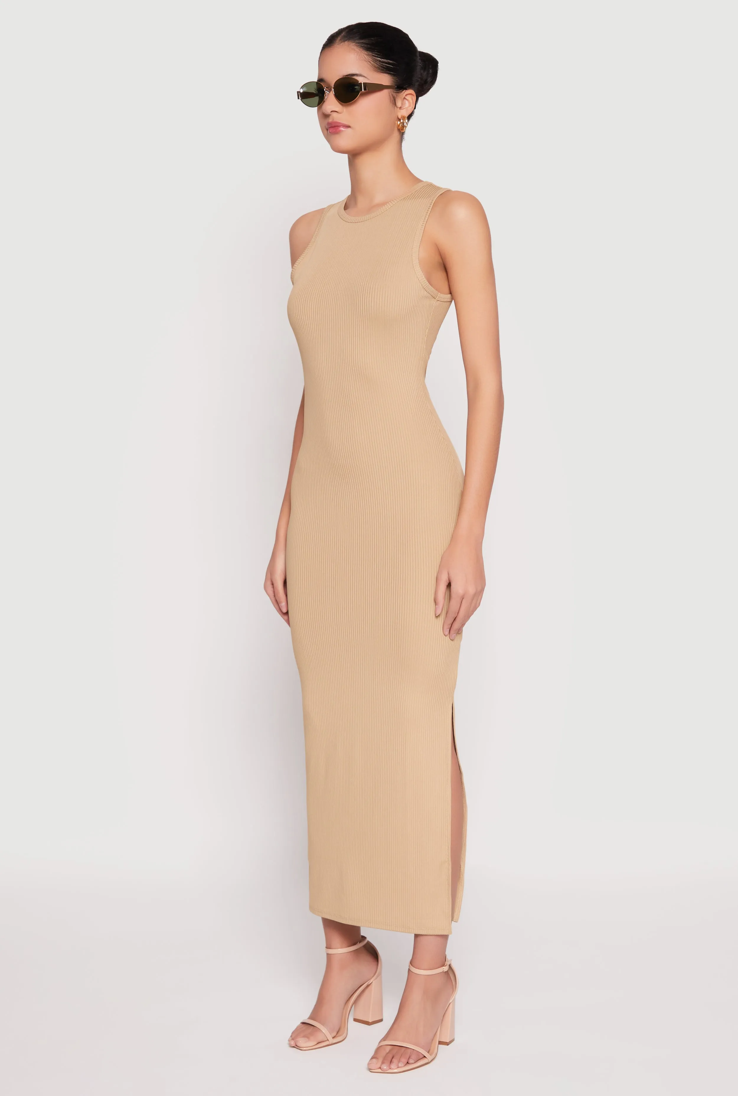With its versatile length this maxi dress can be styled in a variety of ways for different occasions Classic sleeveless floor dress Ribbed Knit Side Slit Tank Maxi Dress