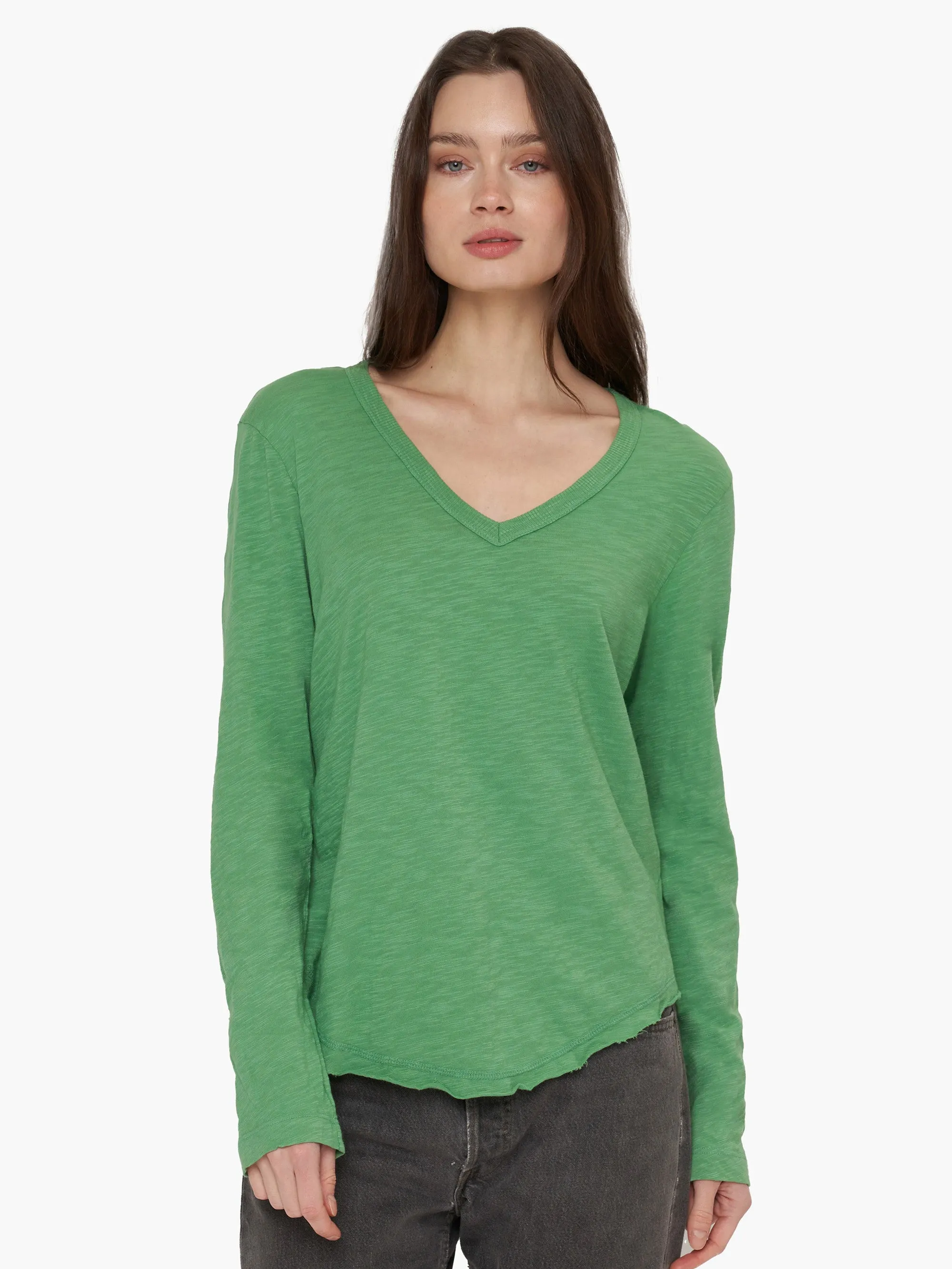Long Sleeve V-Neck w/ Raw Hem Shirttail Party Guest Stretch Fabric