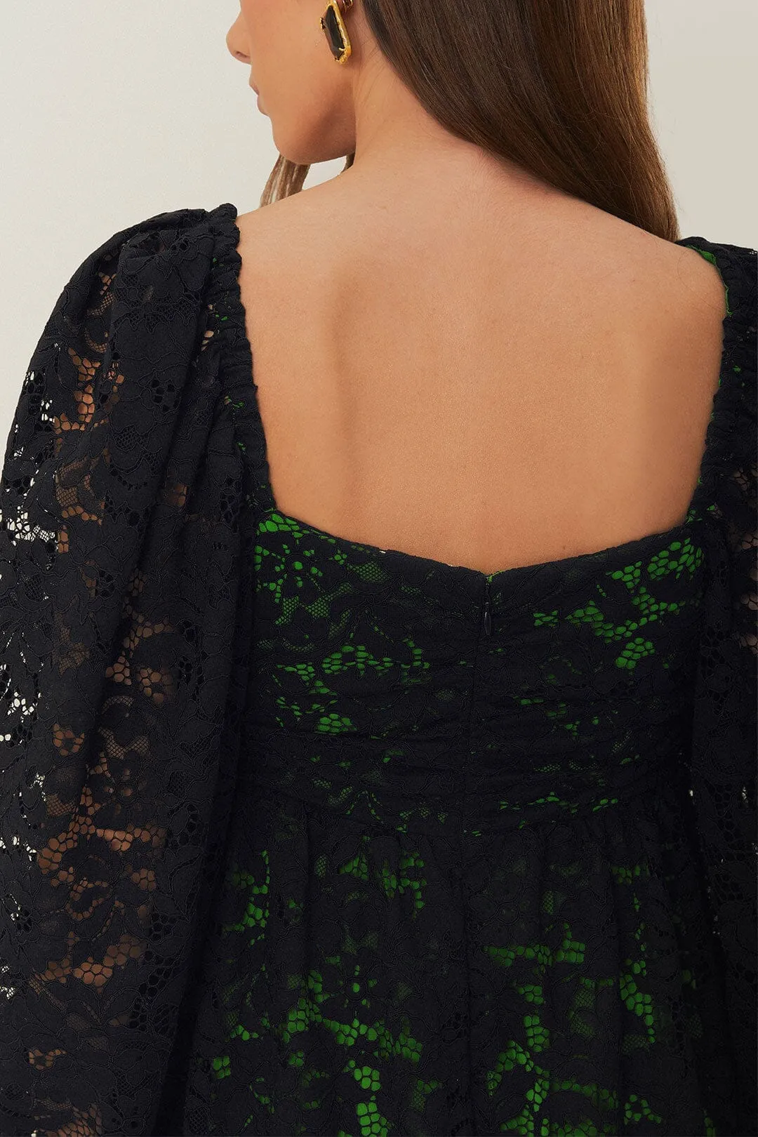 Flattering Silhouettes Black Lace Long Sleeve Midi Dress