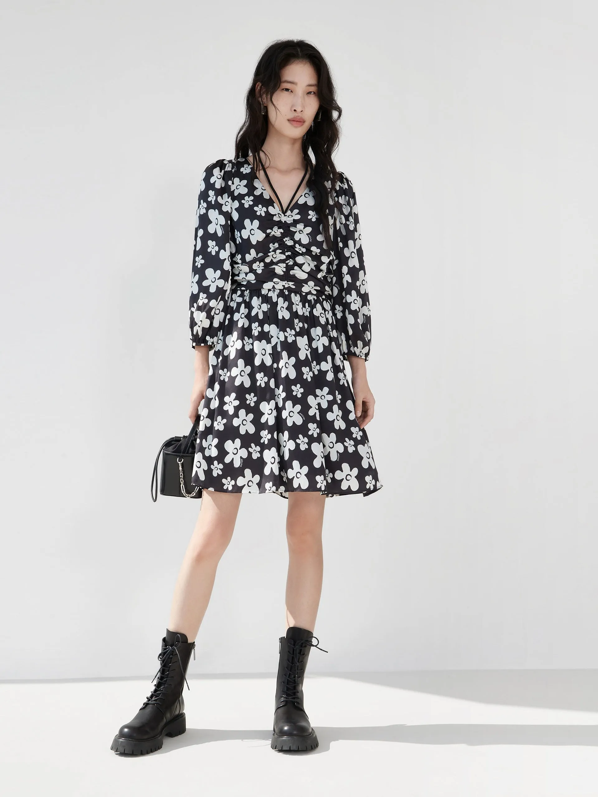 Wearable Art Pleated Floral Print Dress