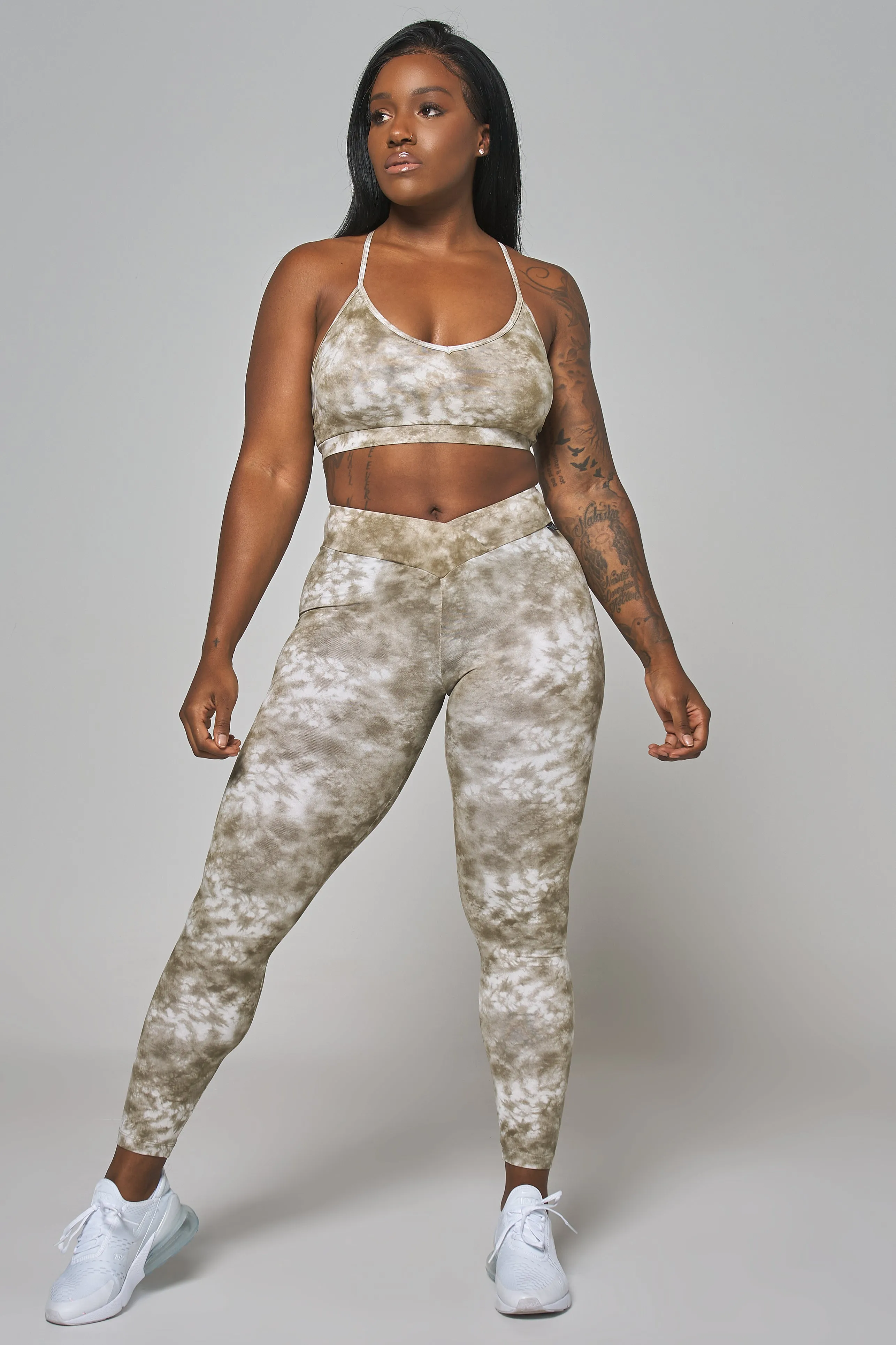 Jaded V-Cut Scrunch Legging SmoothInnerLining Tagless Design