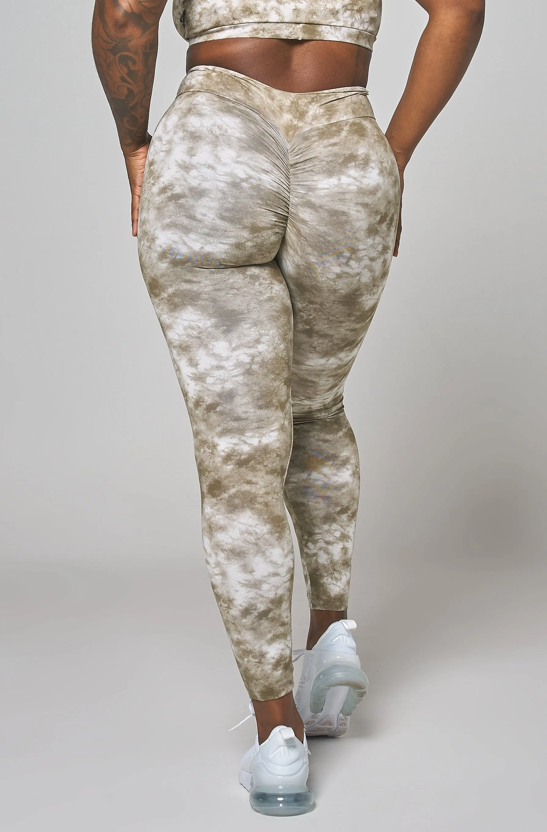 Jaded V-Cut Scrunch Legging Reuse Mode QuickAccessPockets