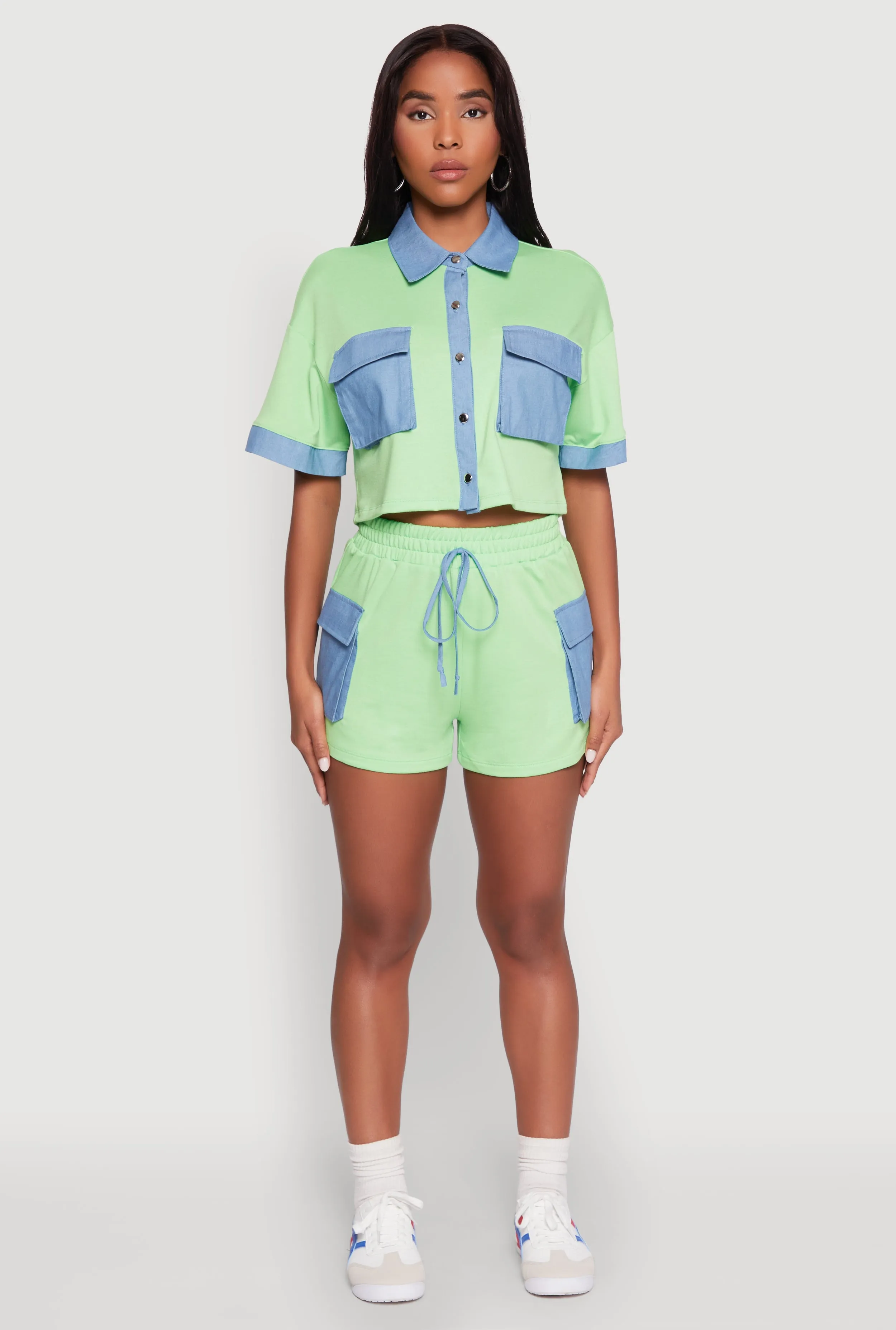 Casual Elegance Chambray Cargo Pocket Sweatshorts