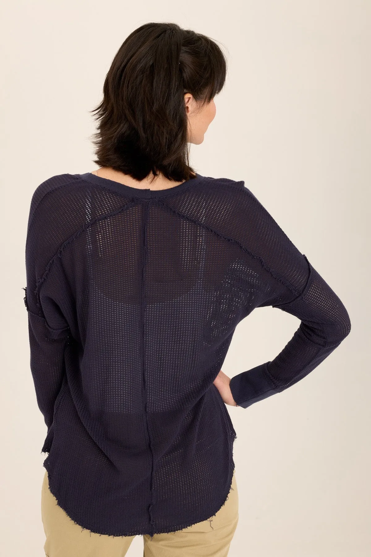 SoftLining Bullock Mesh V-Neck Pullover