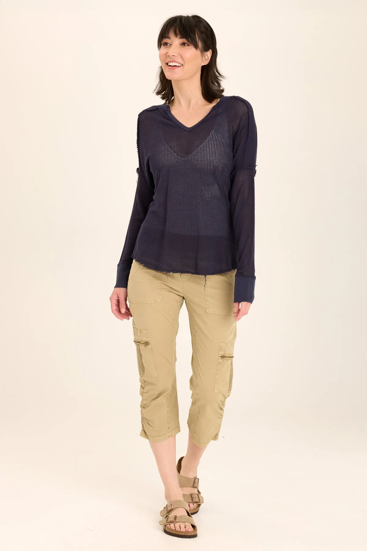Hero Glow CompressionFreeCuffs Bullock Mesh V-Neck Pullover