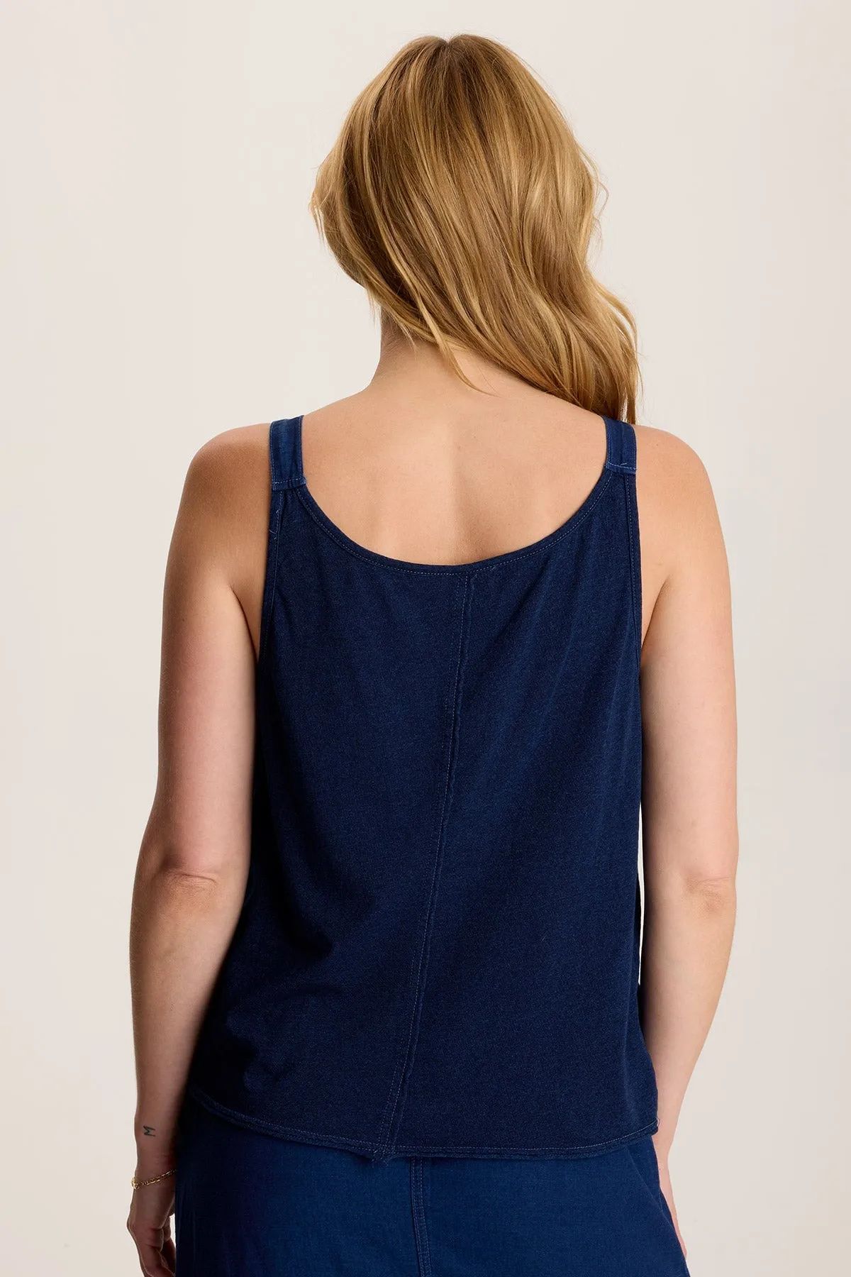 Durable Reinforced Edges Norelle Flowy Pintuck Mock-Denim Twill Tank