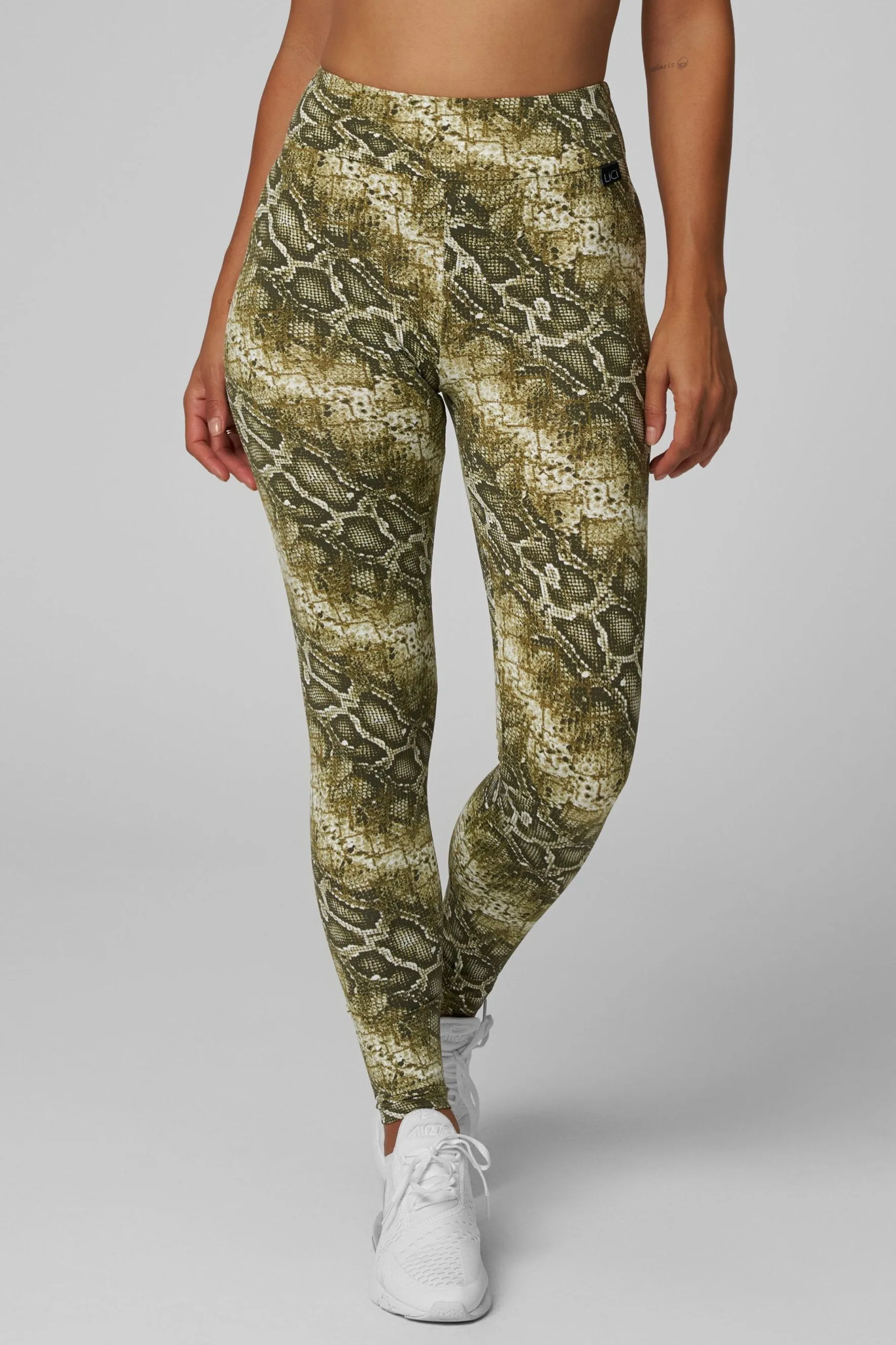 Open Heart Abundance High Waist Scrunch Legging