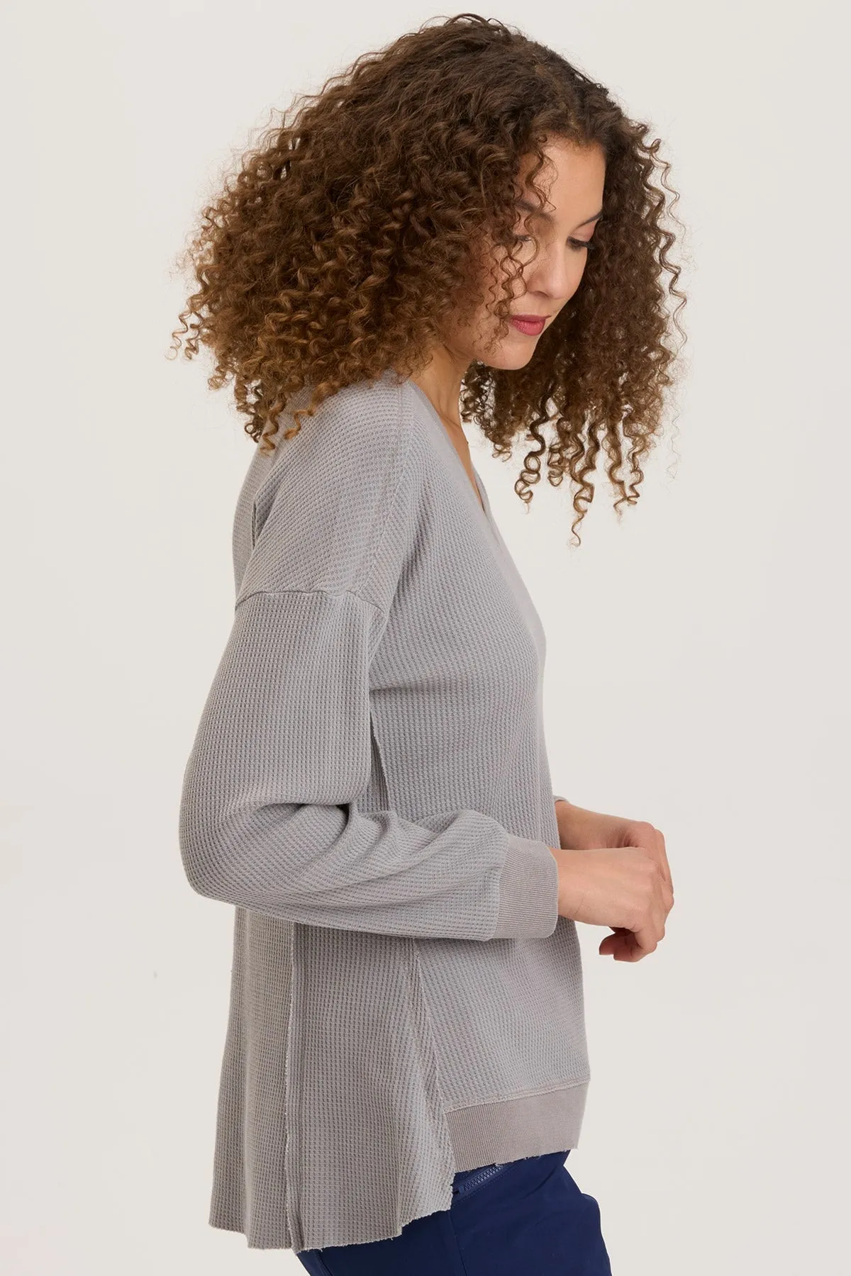Oxley V-Neck AntimicrobialCoating