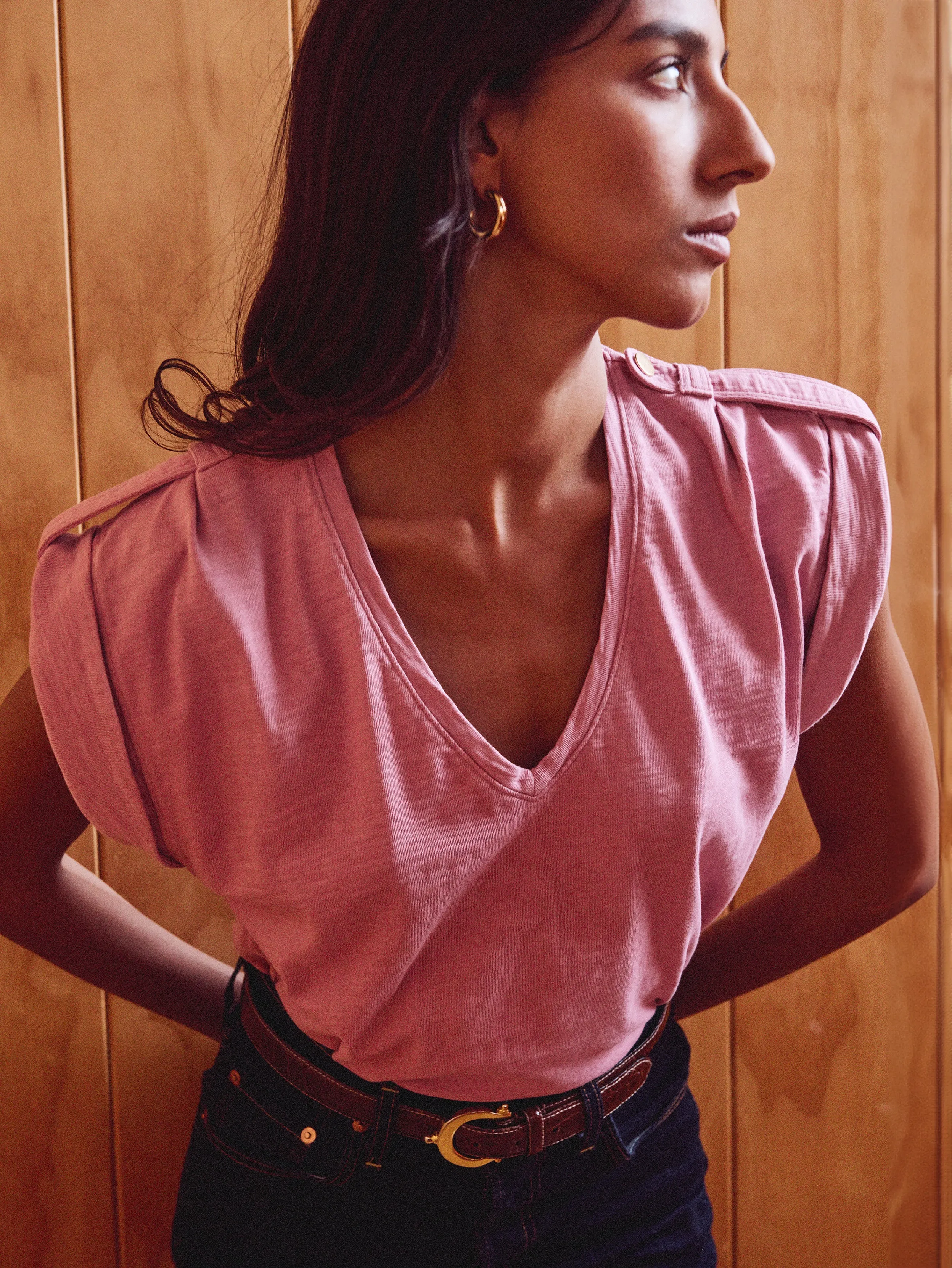 Cooper V-Neck Tank QuickAccess Pockets