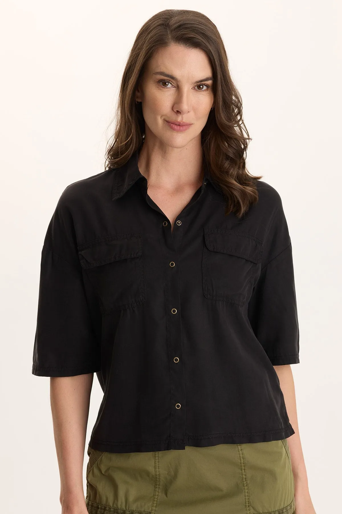 Modular Attachment System Tage Soft Twill Snap-Up Top