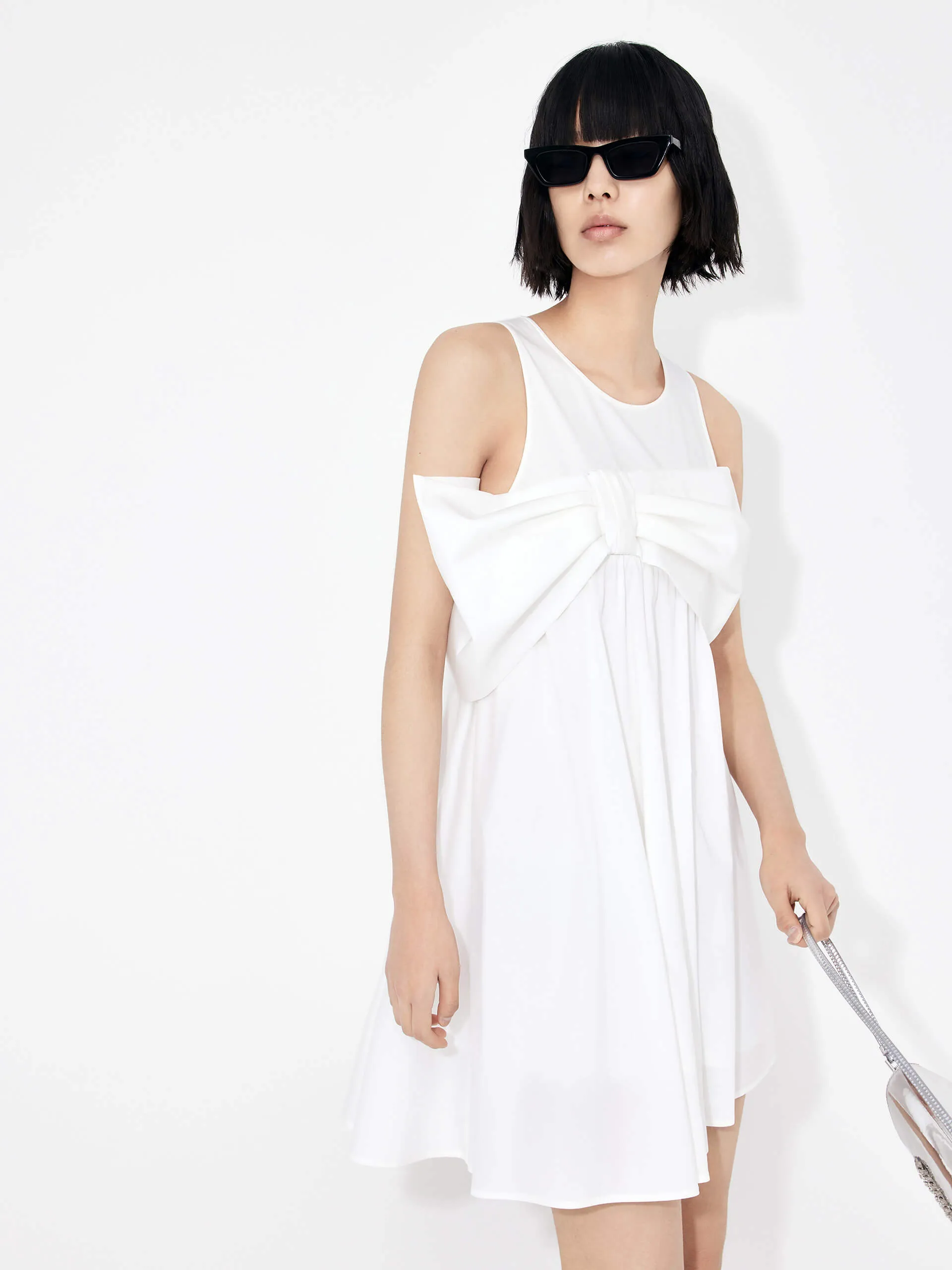 Beat Star Bowknot Front Mini Dress