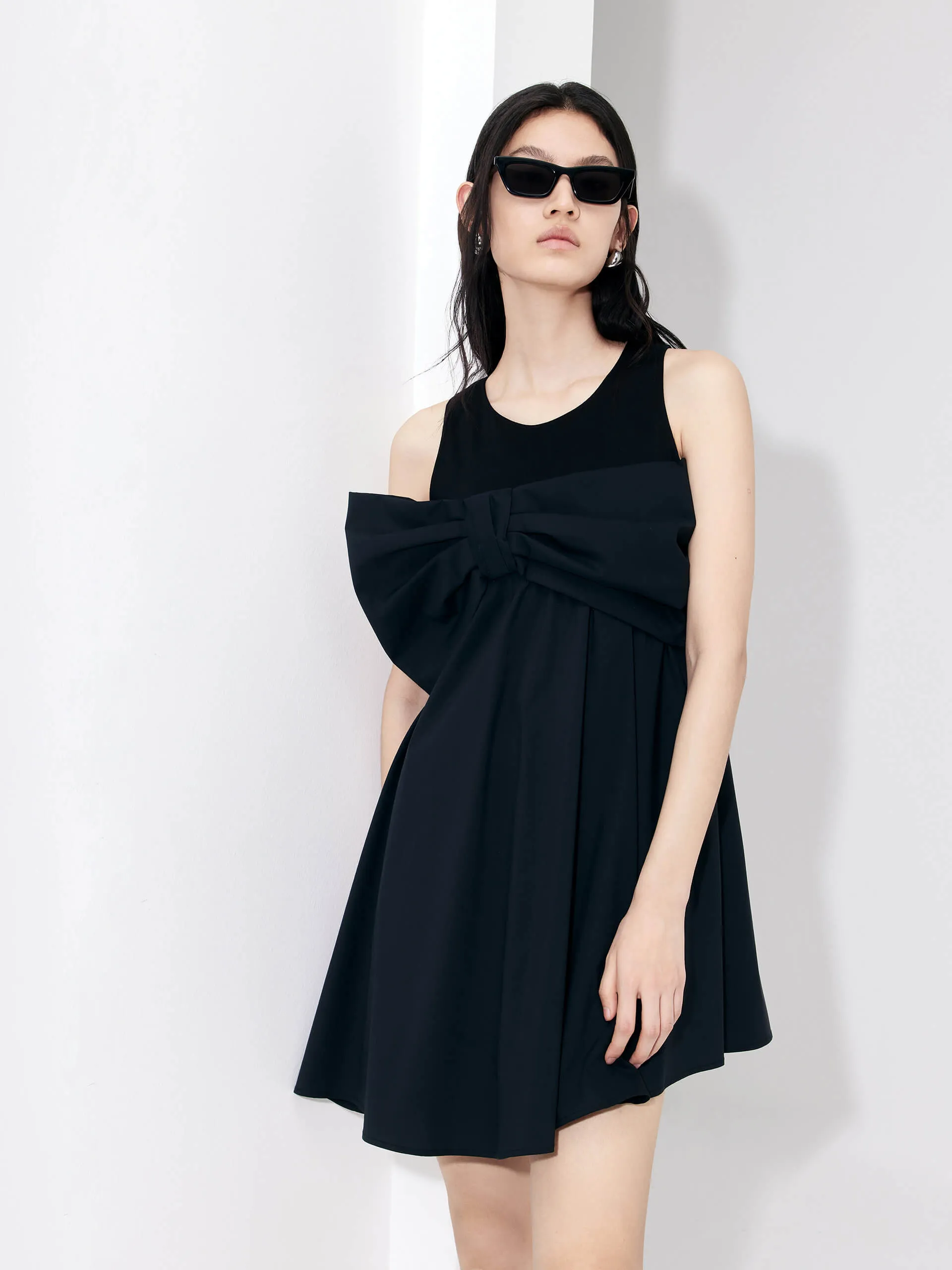 Bowknot Front Mini Dress On The Go Look