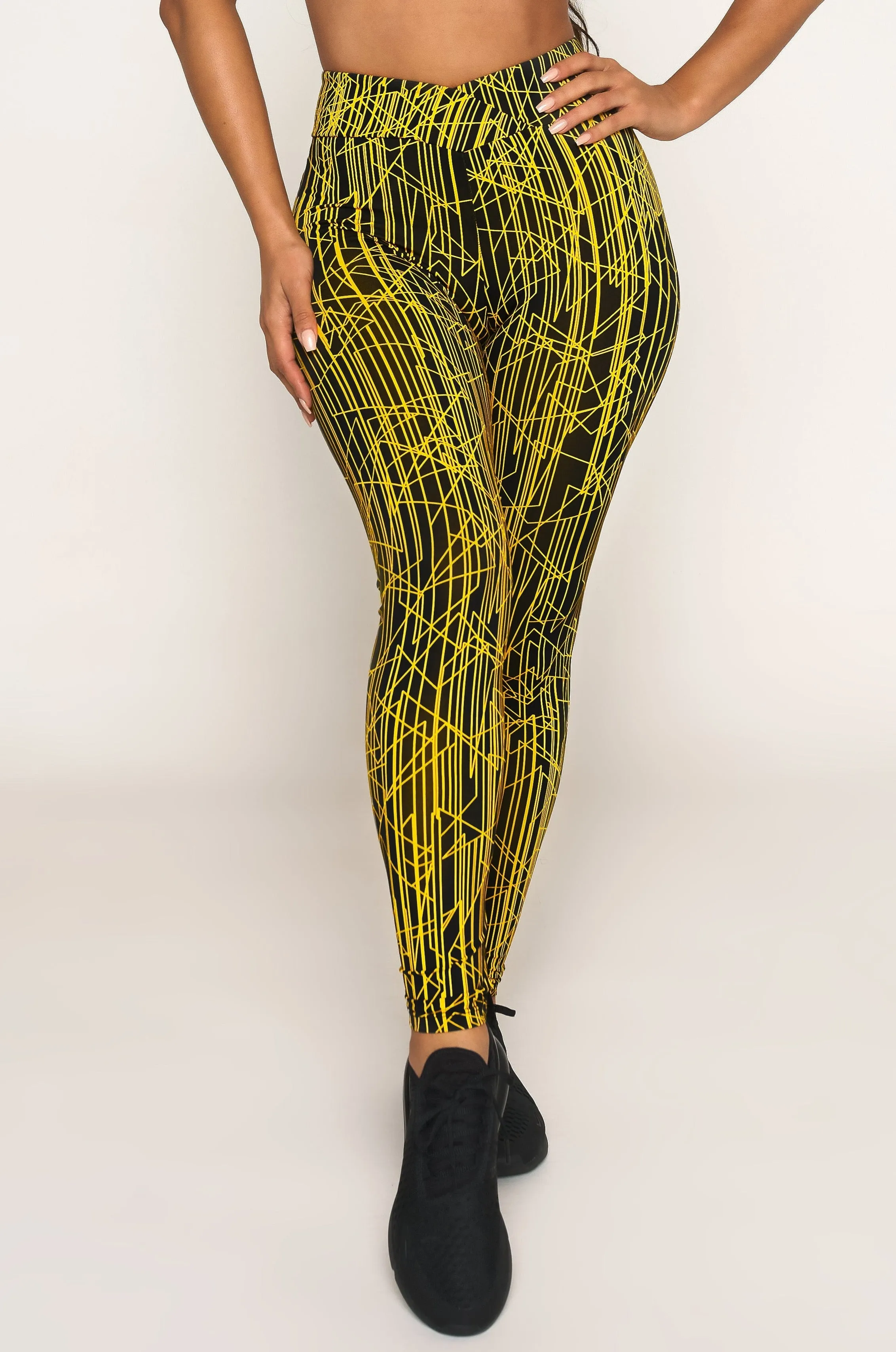 Night Out TactileStitching Pulse V-Cut Scrunch Legging