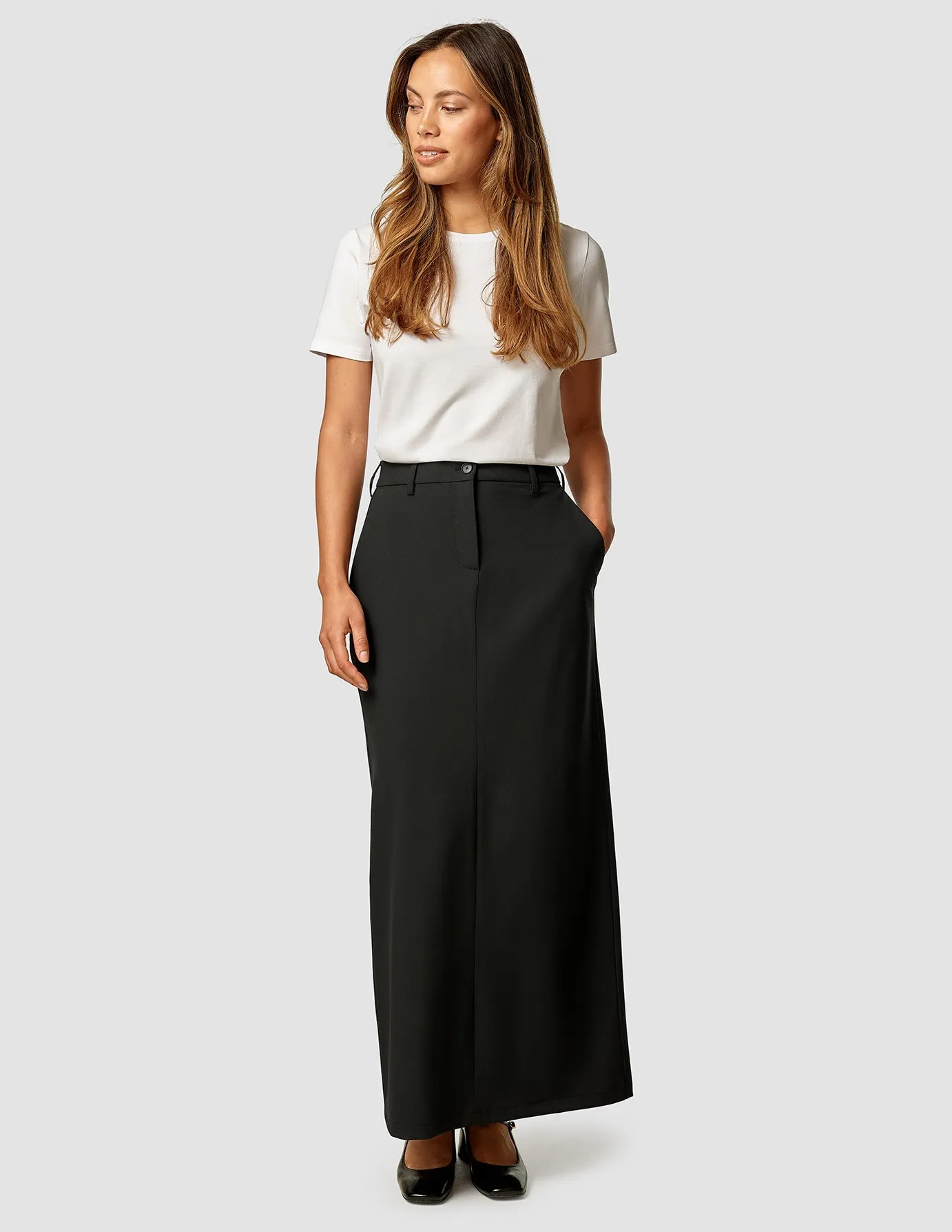 Essential Maxi Skirt Black Spring Brunch