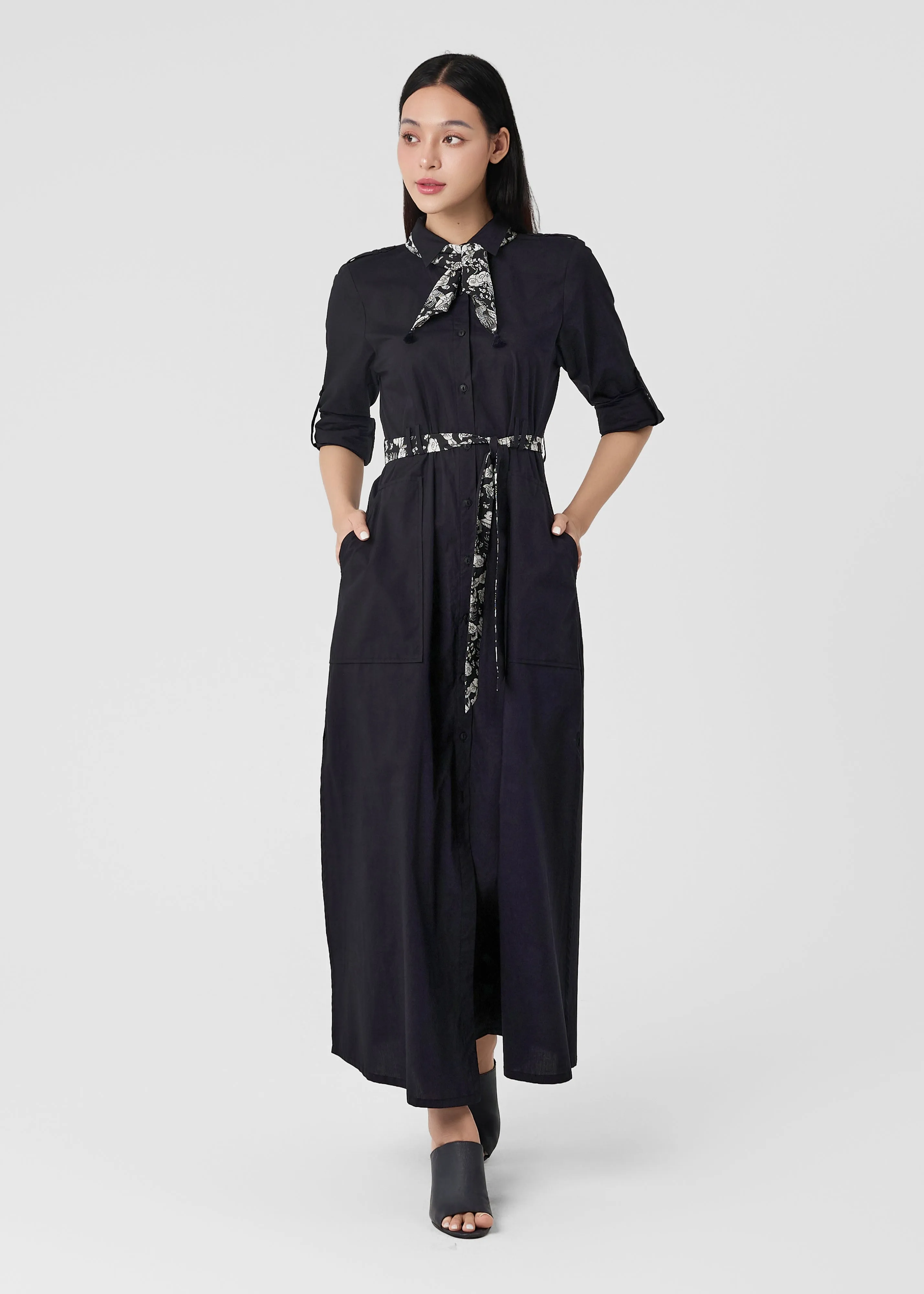 FormFitting Cut CARINA - SOOT